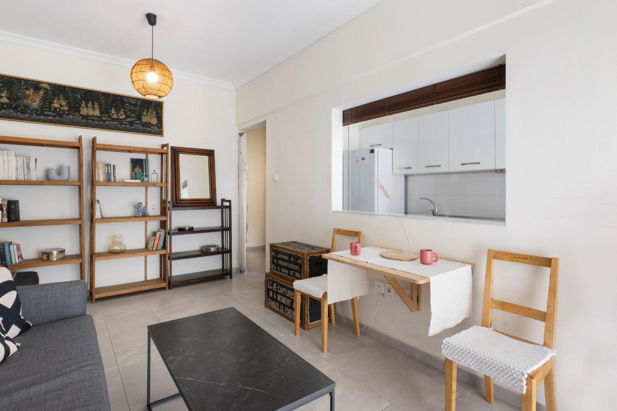 The Place To Be Next To Ancient Agora #feelslikehome *