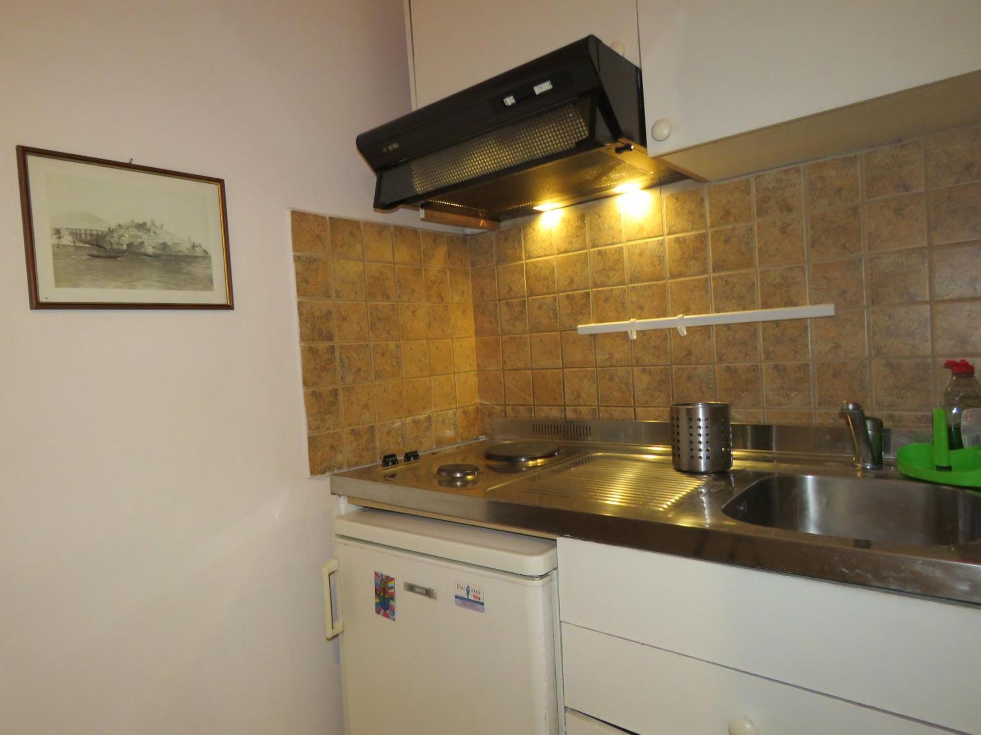 Trykonos Garden - Explore Center By Foot - Close To Helexpo & Apartment