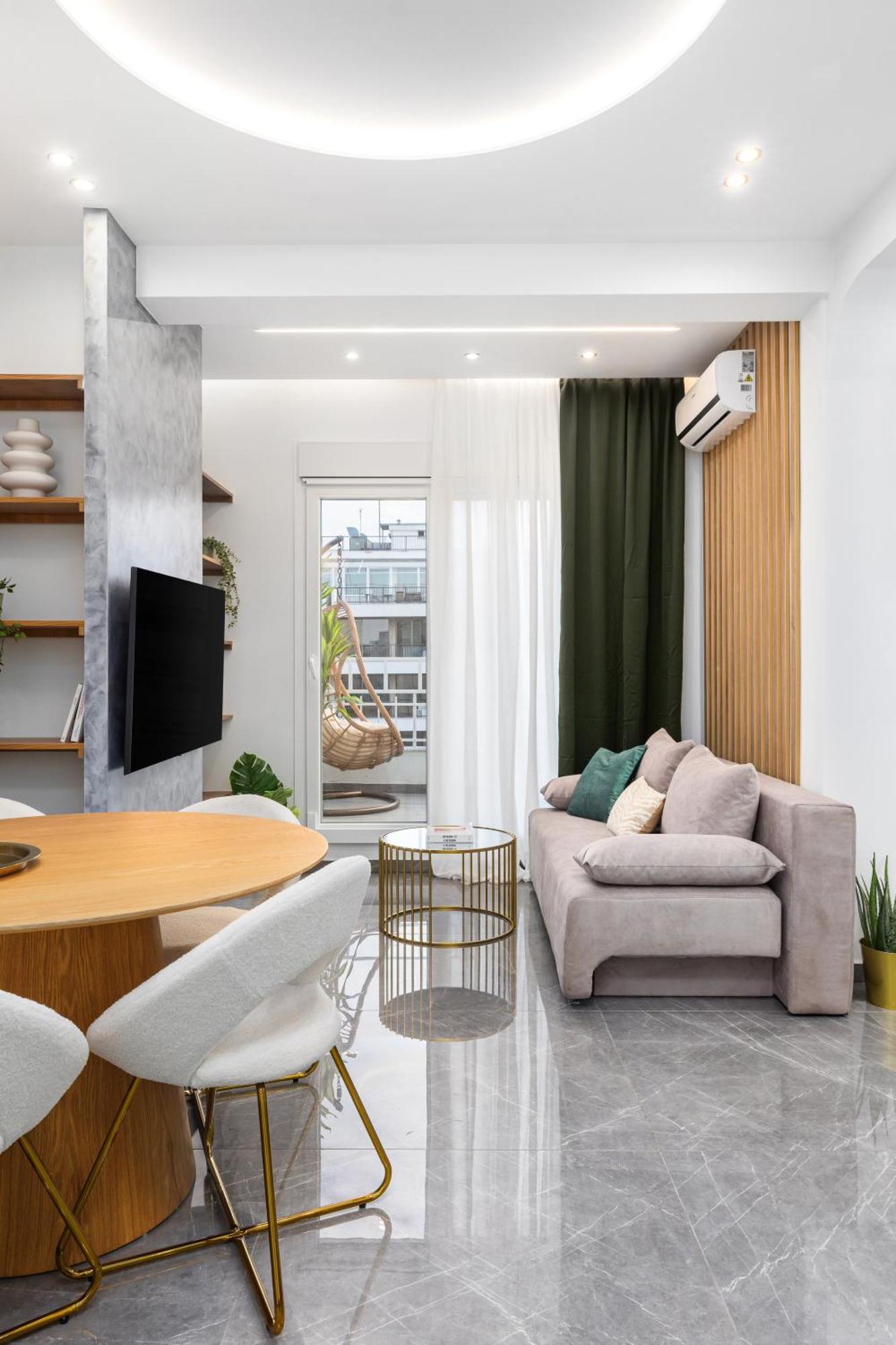 Mirror Luxury Penthouse By Binobi! *
