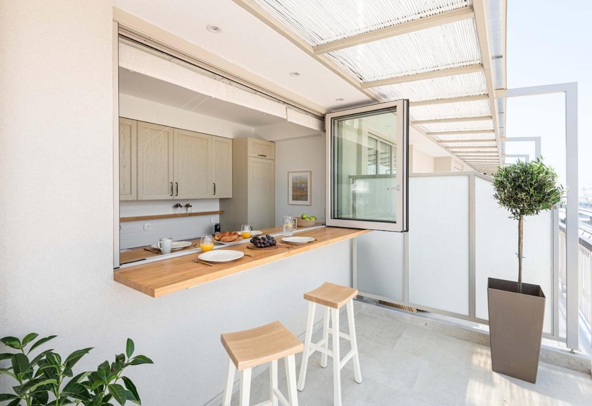 Apartment Lavish Unique Penthouse Next To The Seafront Thessaloniki