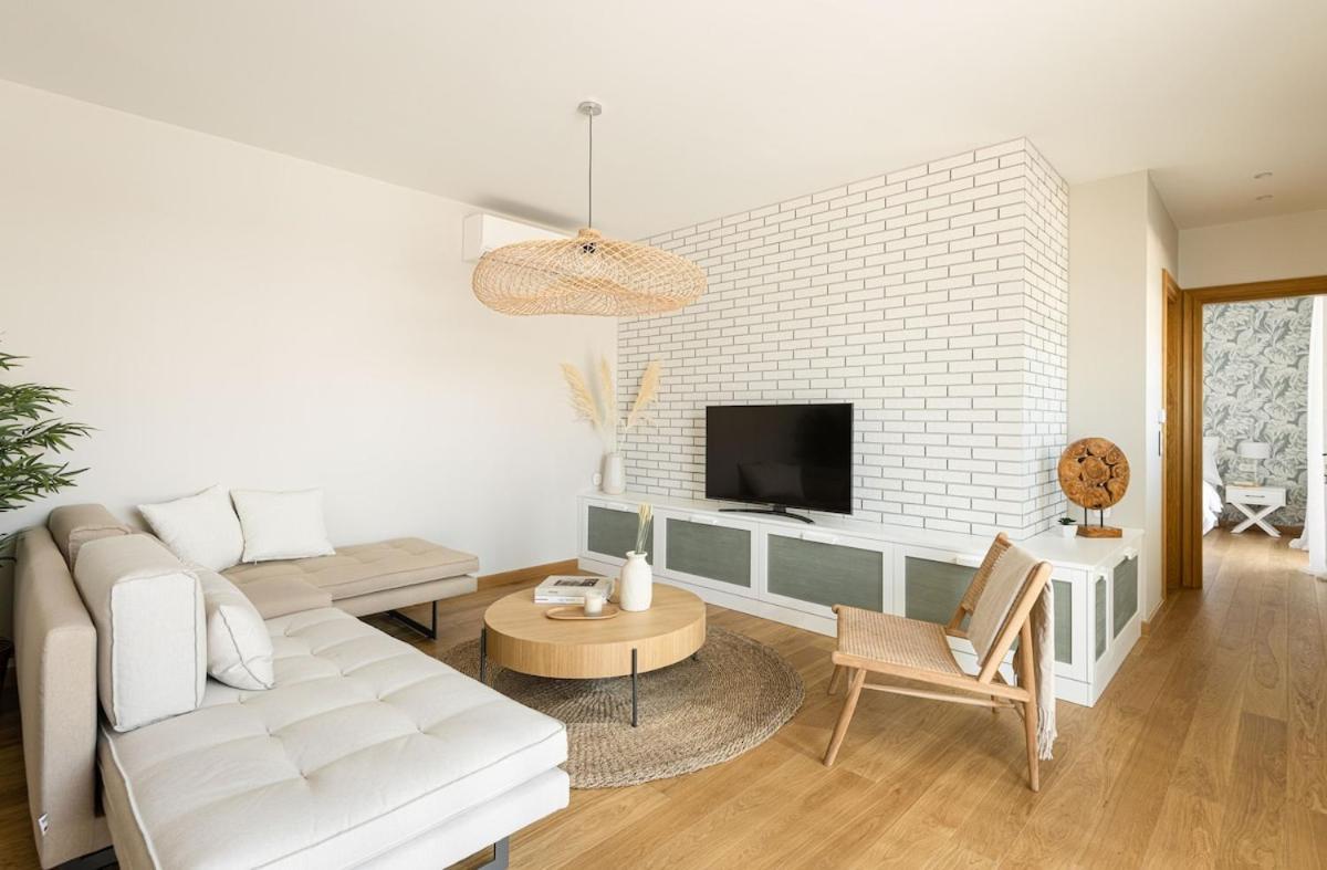 Gorgeous Exclusive Penthouse Next To The Seafront
