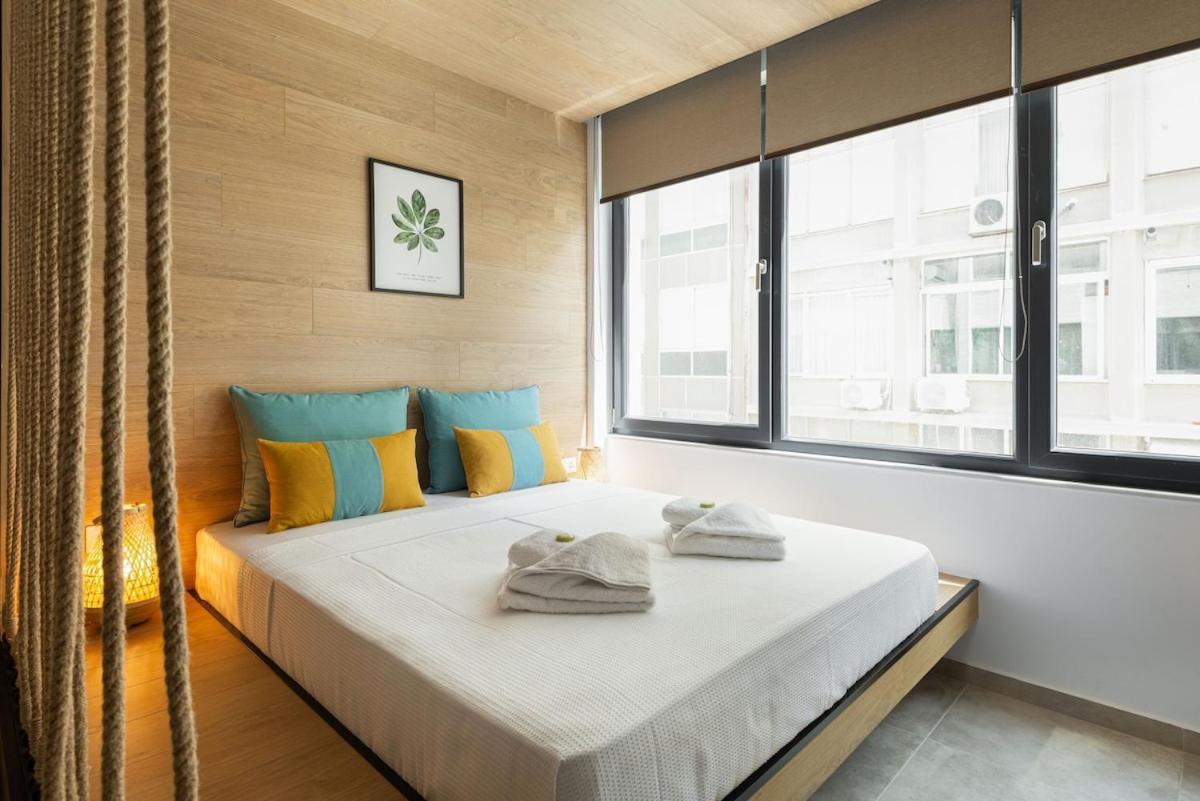Innovative Snug Bohemian In Ladadika Apartment