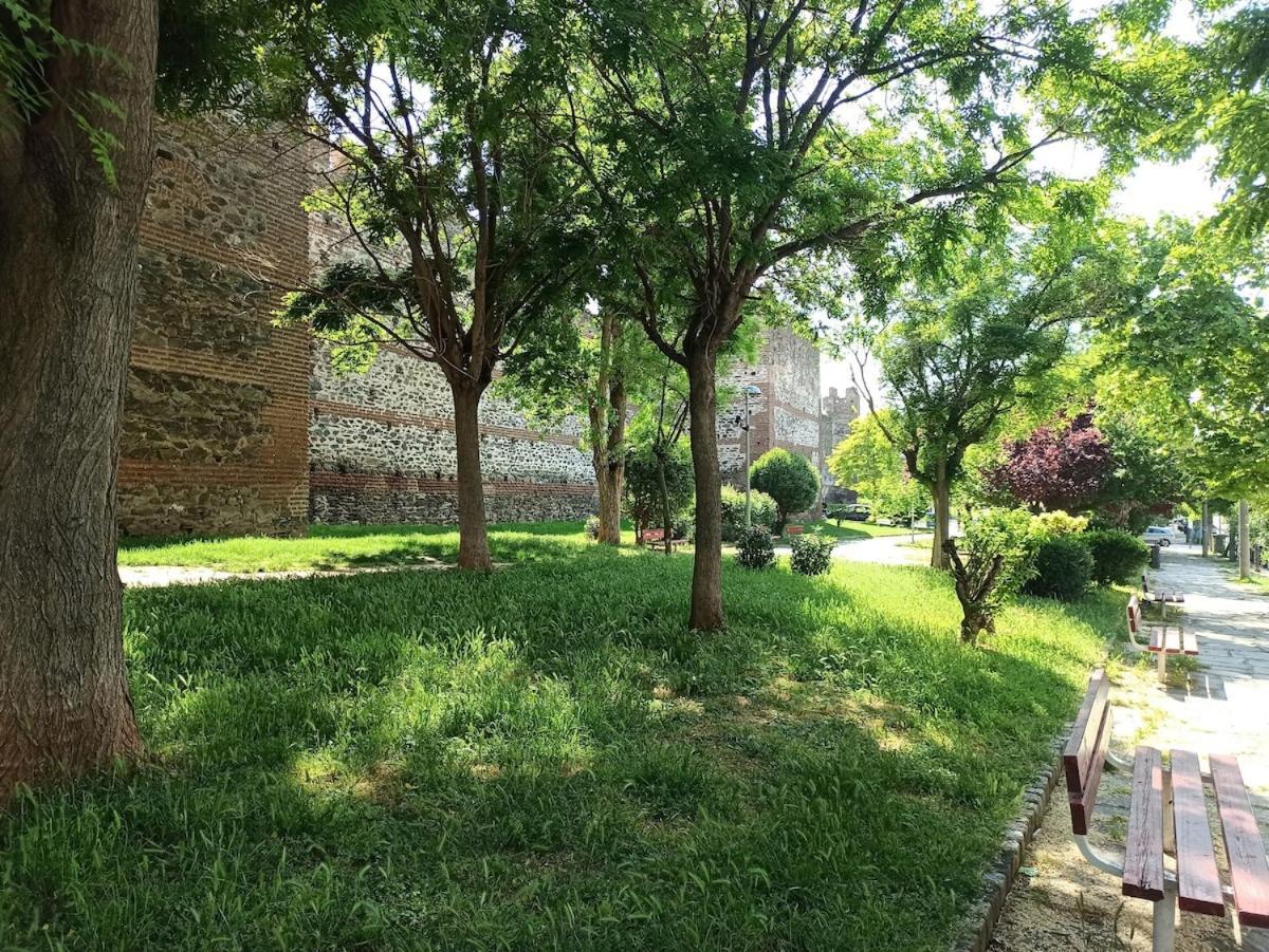 New With Backyard * Thessaloniki