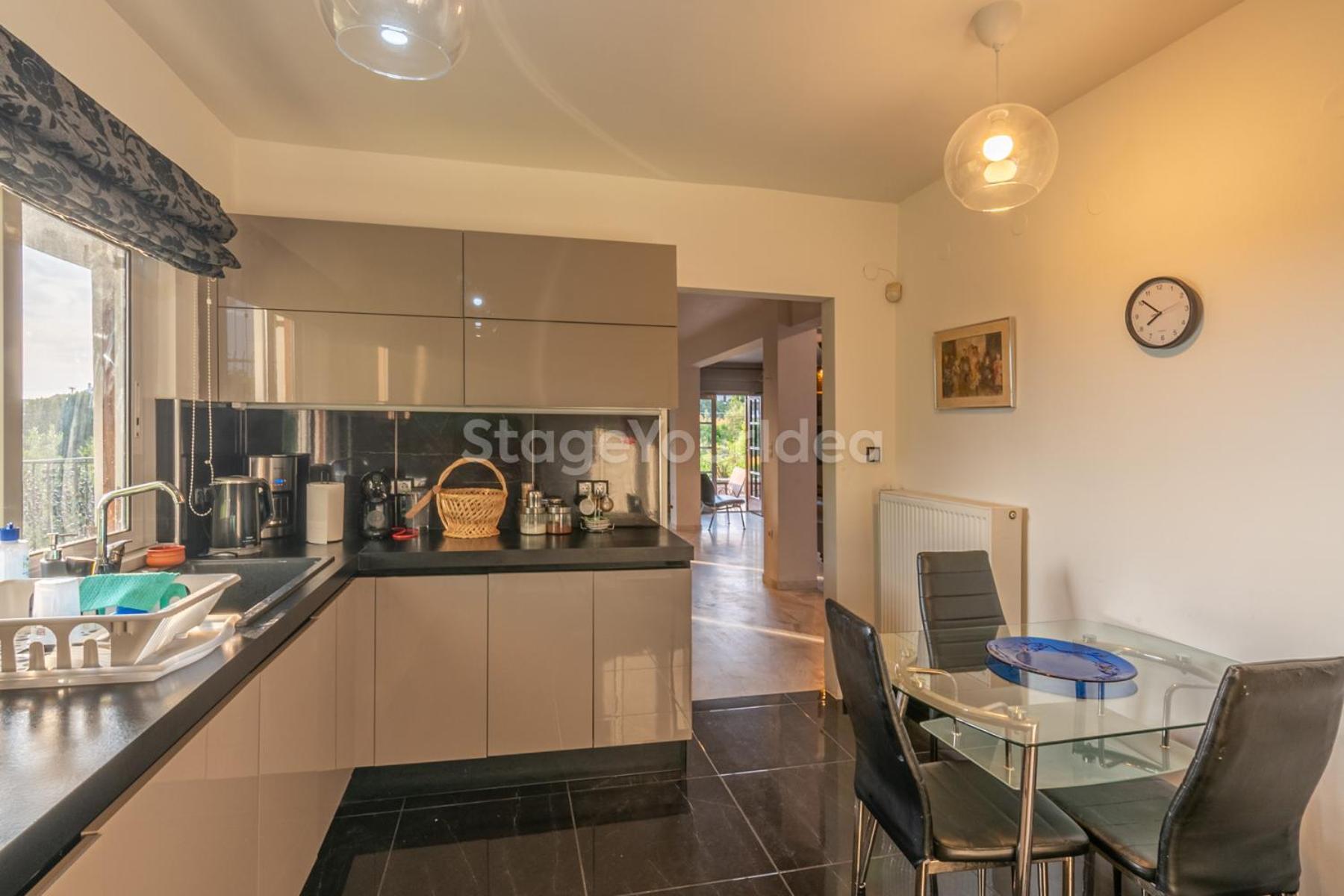 Villa τraditional Fully Detached On A Luxurious Hillock Of With Its Own Garden Also For Family & Wedding Gatherings For 10 To 25 People Only 15 Minutes From Airport