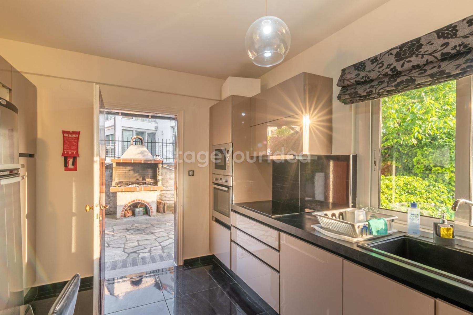 τraditional Fully Detached On A Luxurious Hillock Of With Its Own Garden Also For Family & Wedding Gatherings For 10 To 25 People Only 15 Minutes From Airport Villa Selanik