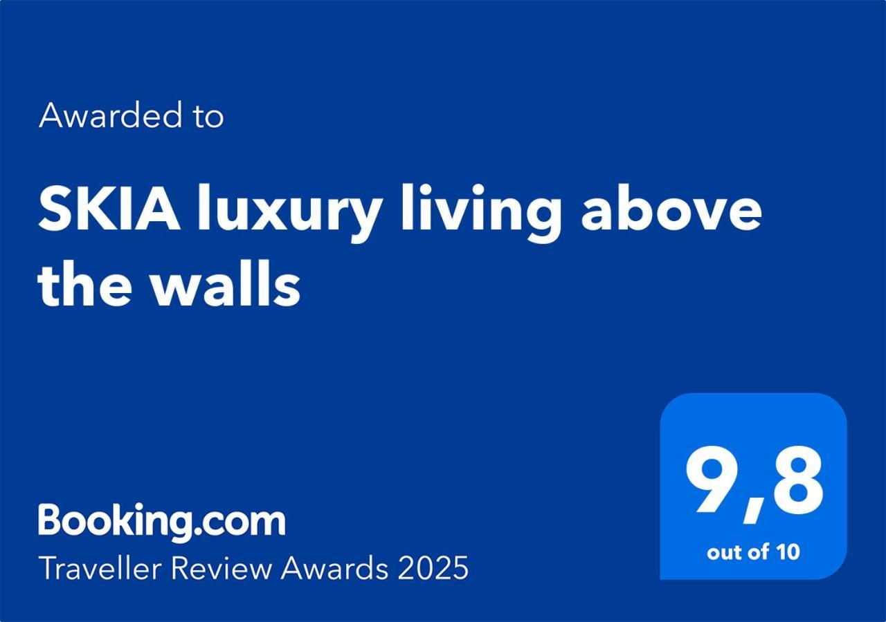 Skia Luxury Living Above The Walls *