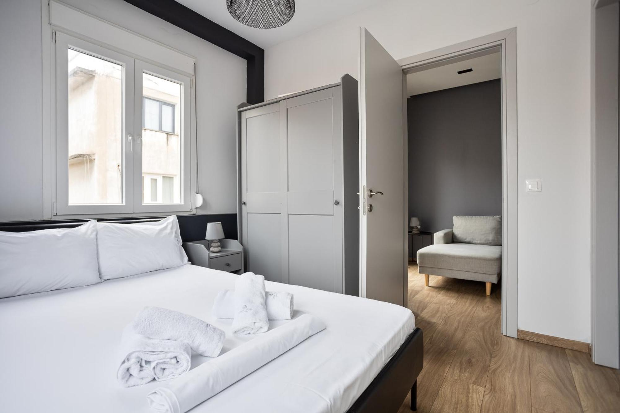 2 * Thessaloniki