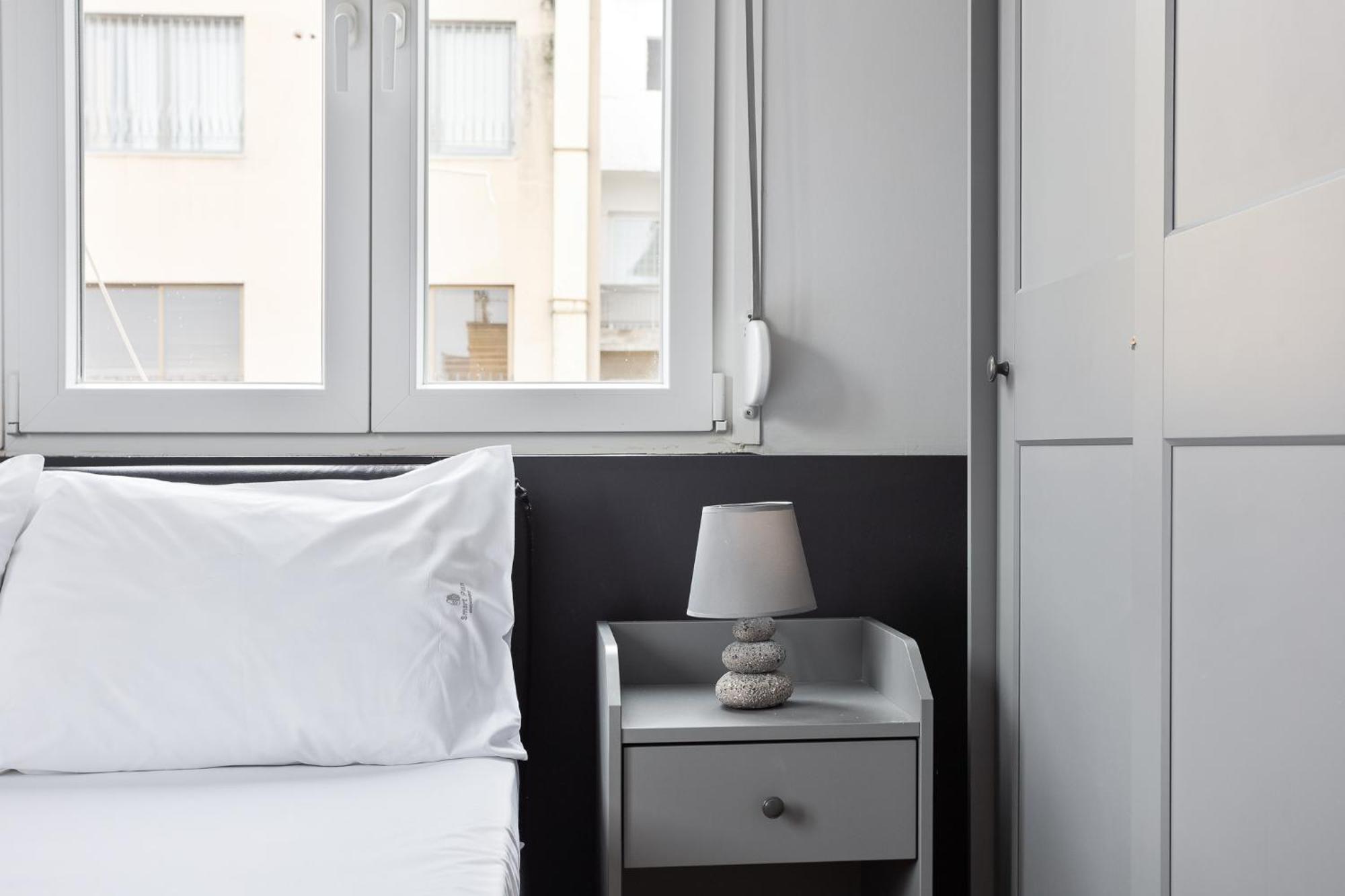 2 * Thessaloniki
