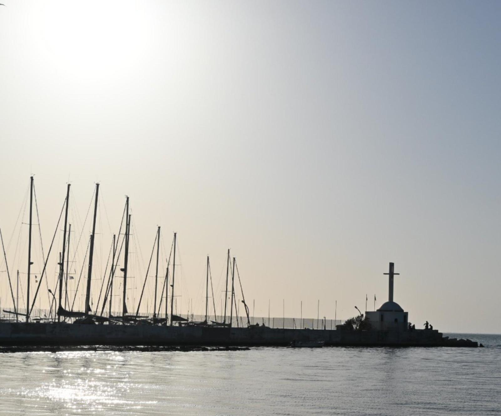 Seafront Family & Free Parking, The Cruiseflat Apartment