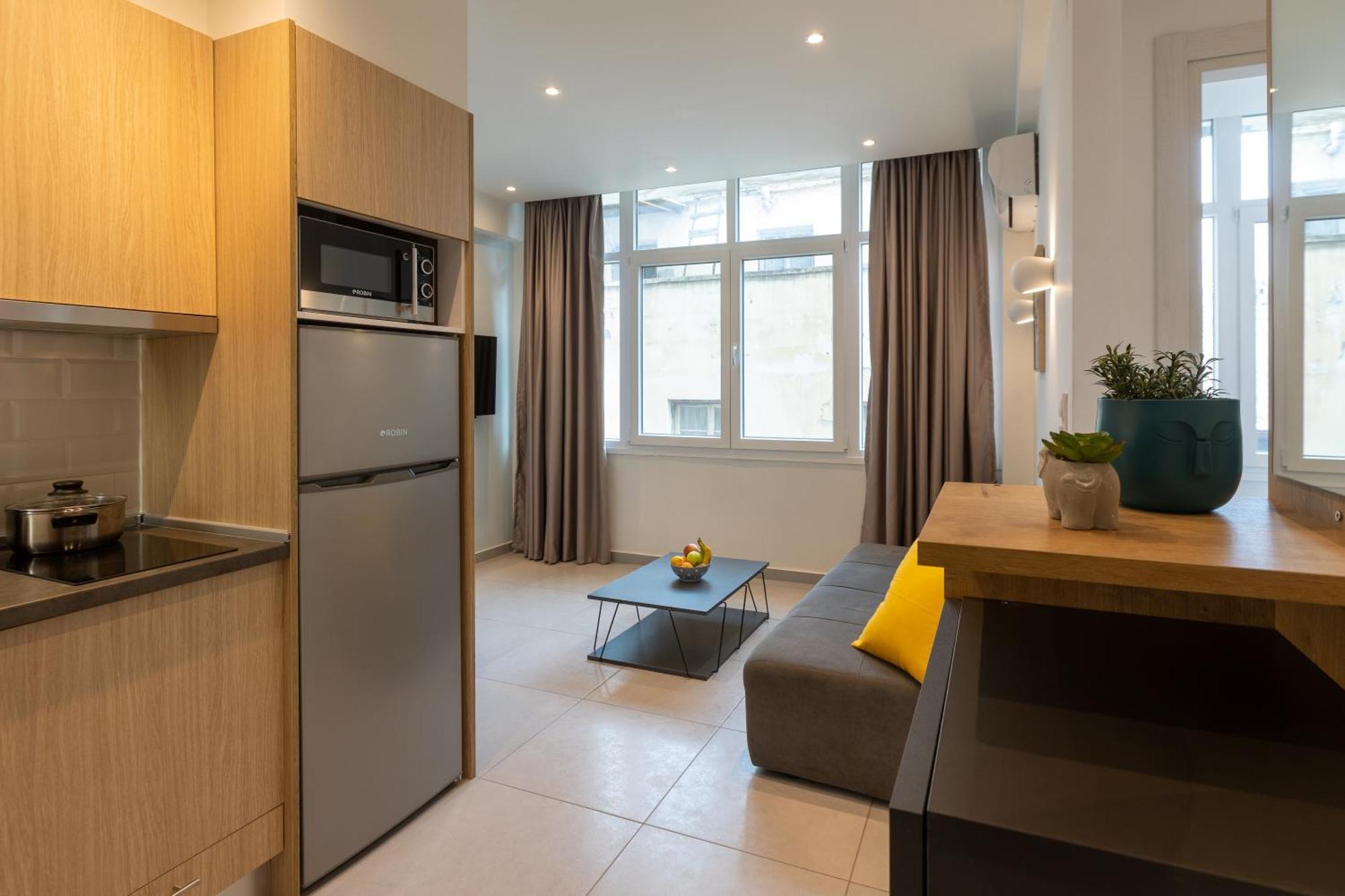 Apartment Homevision - Ladadika Insite