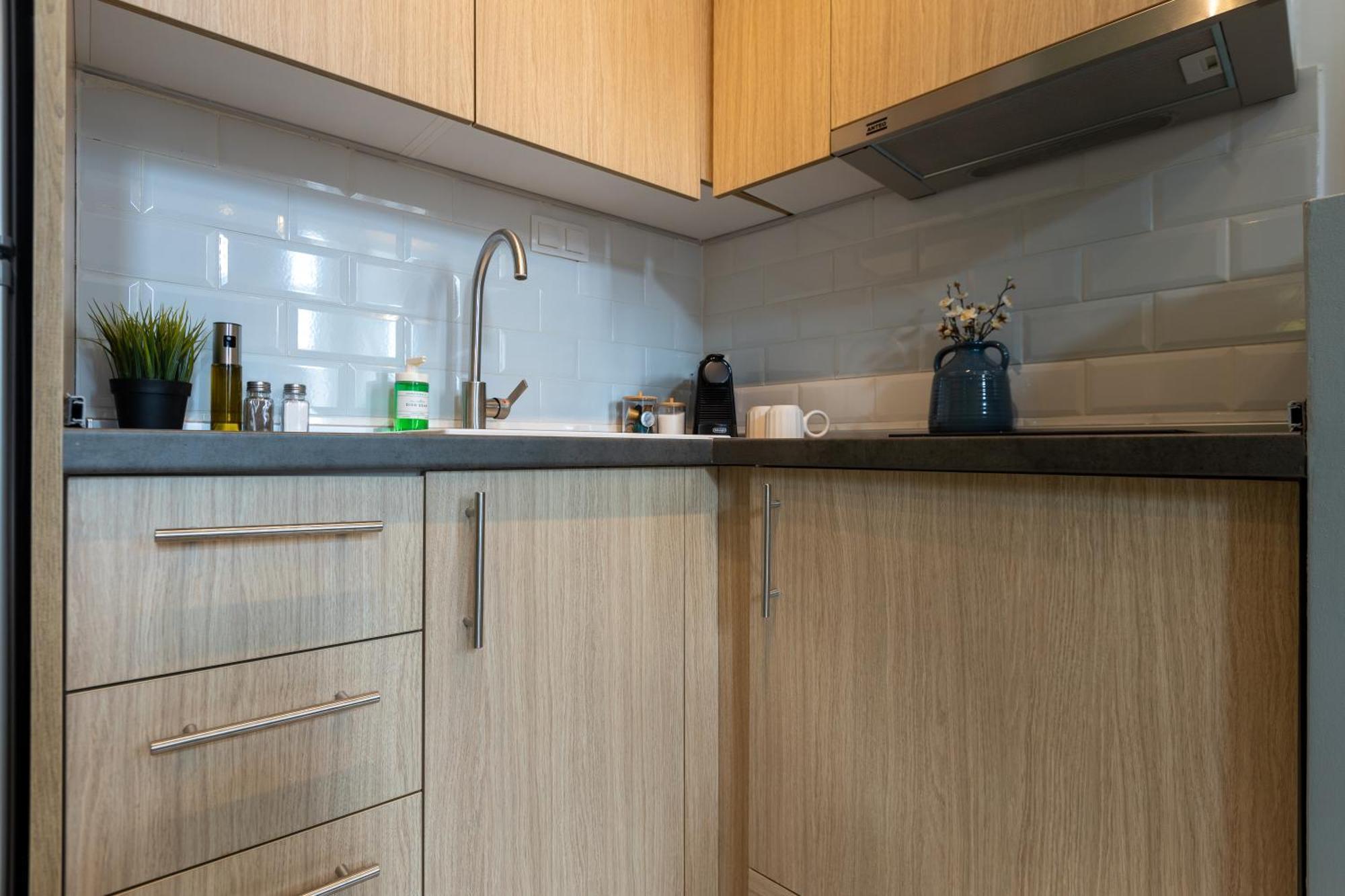 Homevision - Ladadika Insite *