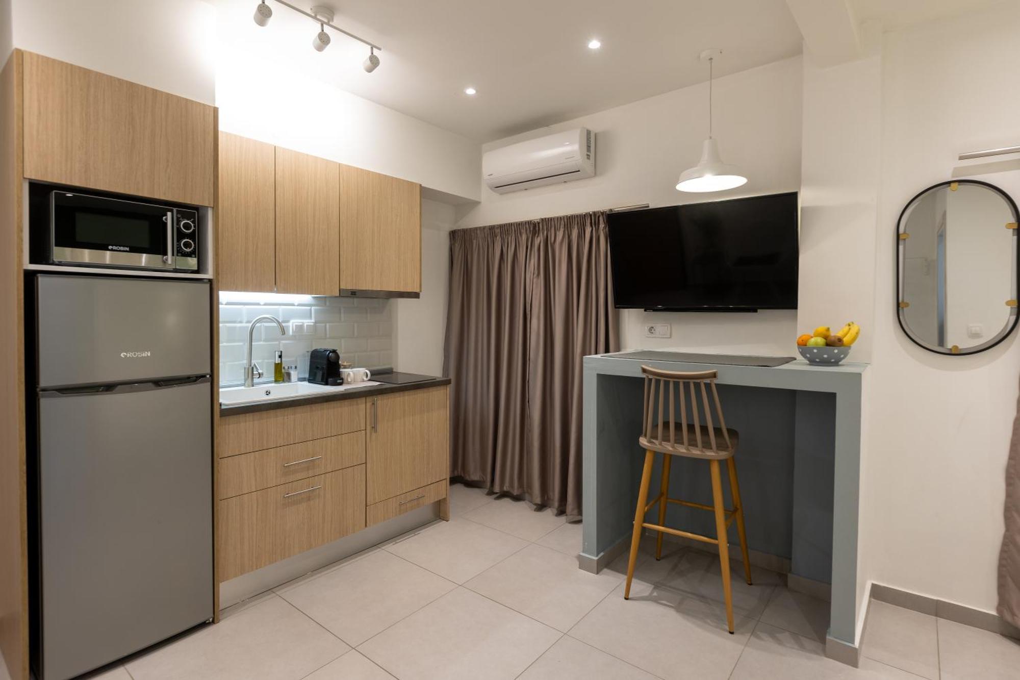 Homevision - Ladadika Insite Apartment