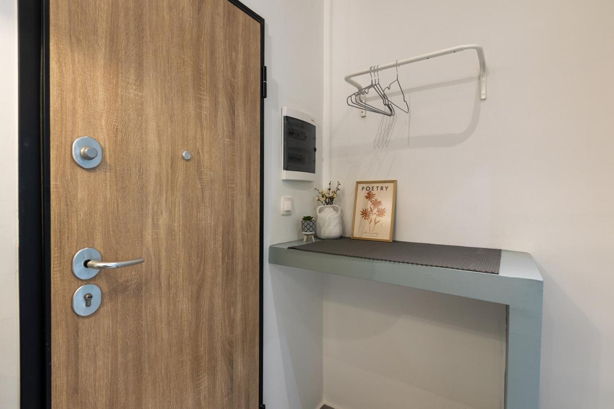 Apartment Homevision - Ladadika Insite
