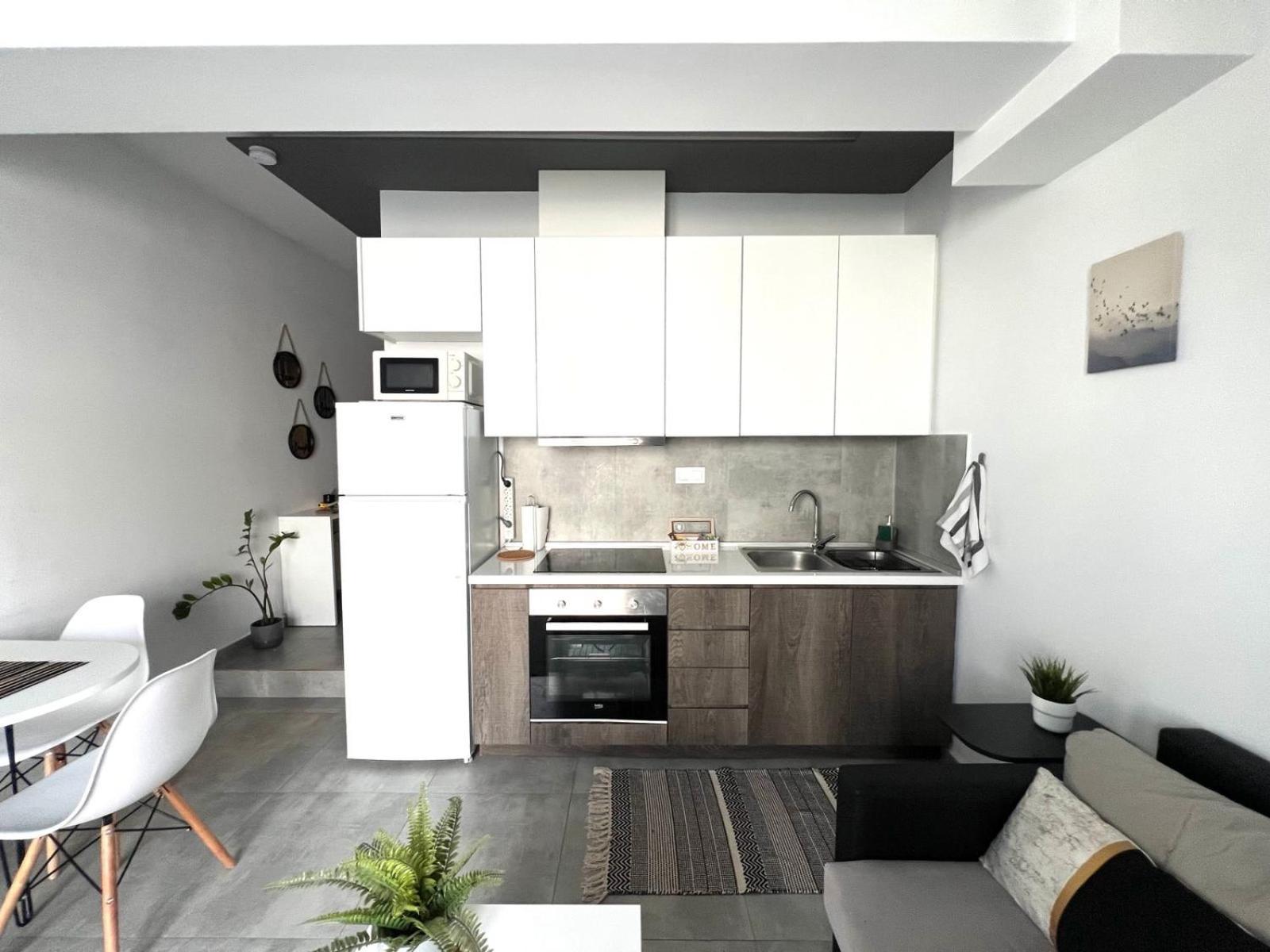 My Myth Veranda Apartment