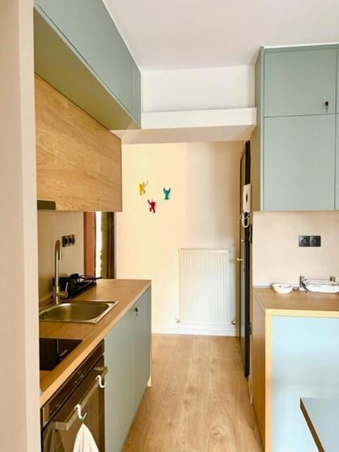 Minimalistic Elegance Apartment Thessaloniki