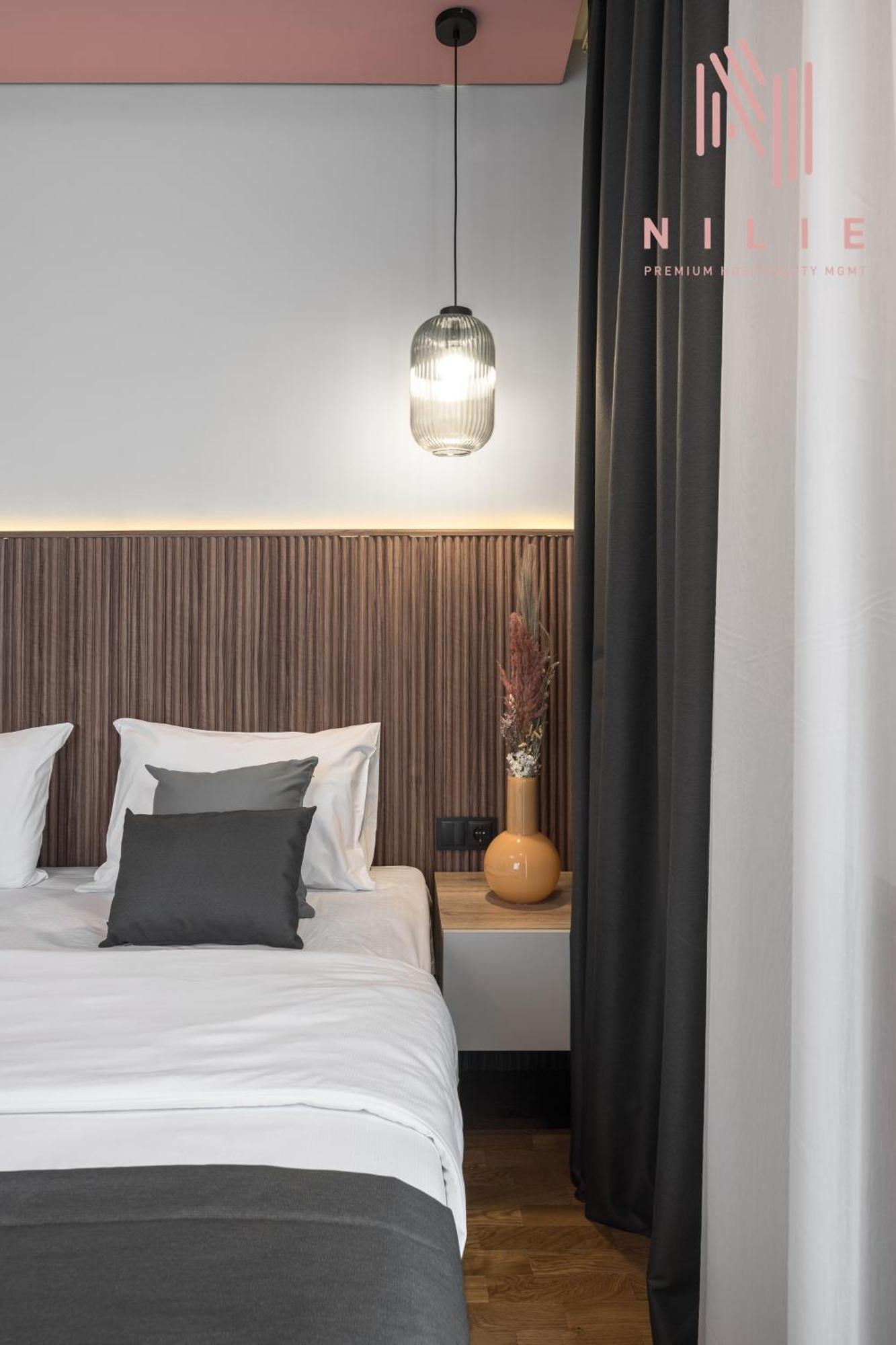 Ester Suites, Nilie Hospitality Mgmt *