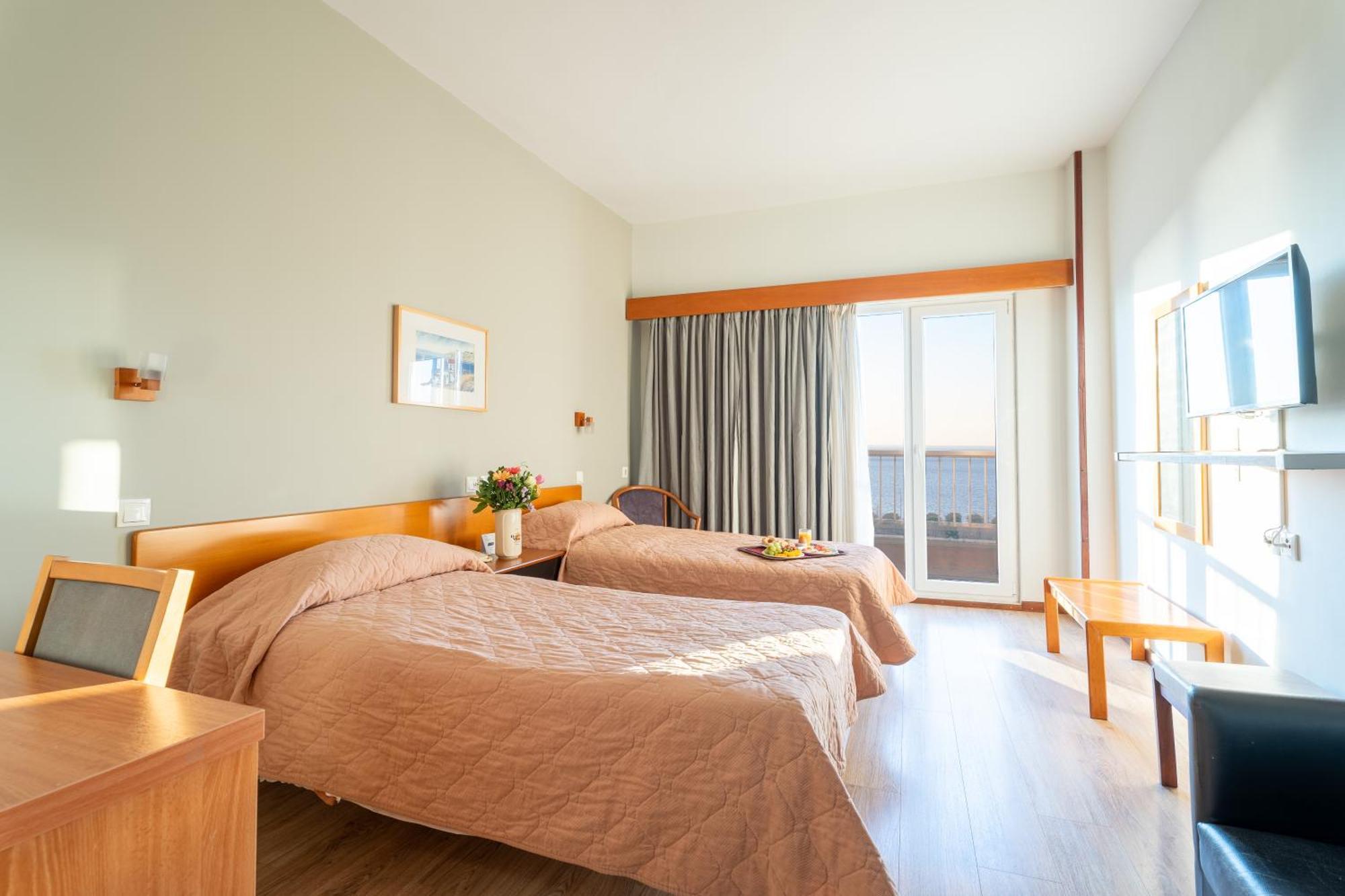 Hotel Queen Olga 3*
