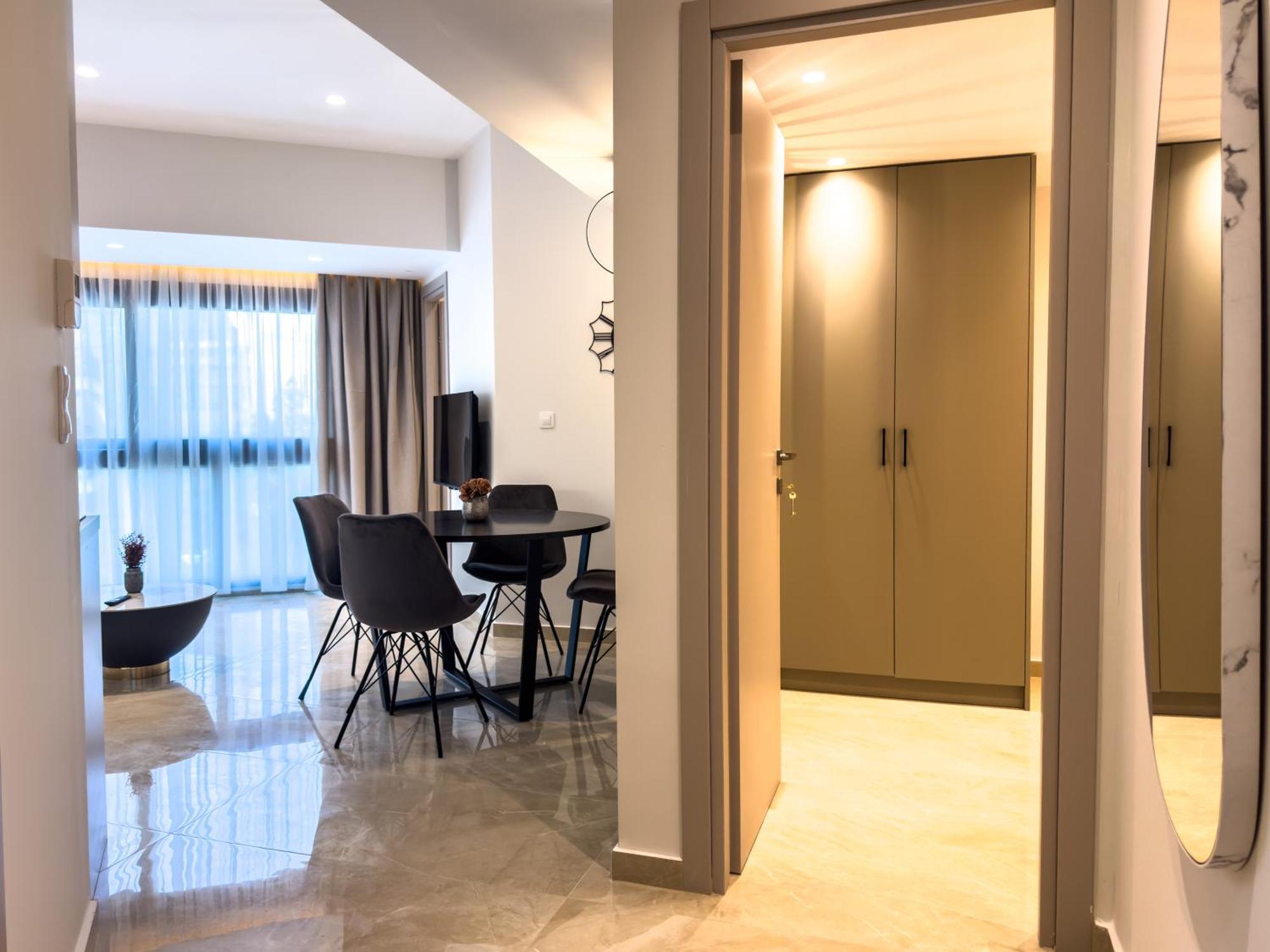 8 By Proliving Hospitality Apartment