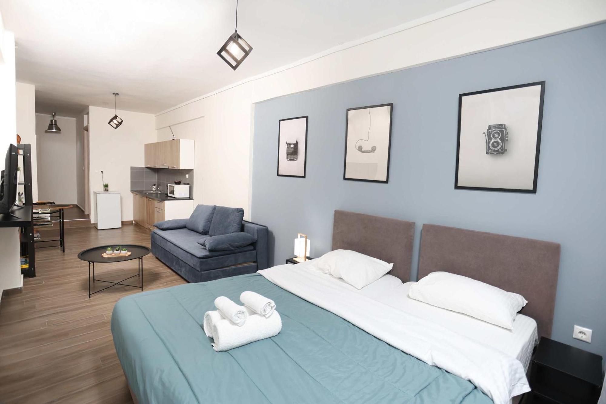 Downtown Seaside Apartment