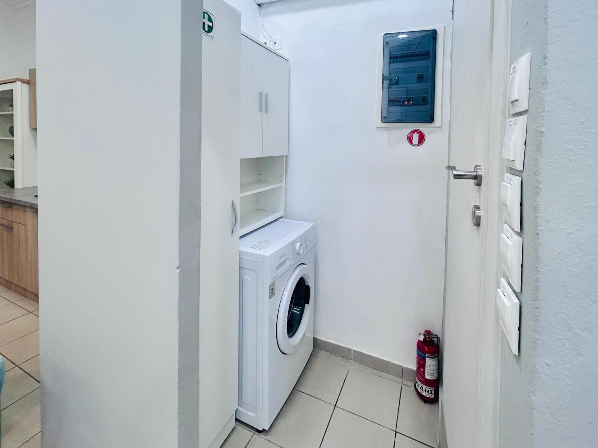 Ithaca: με αυτόνομη είσοδο. Apartment *