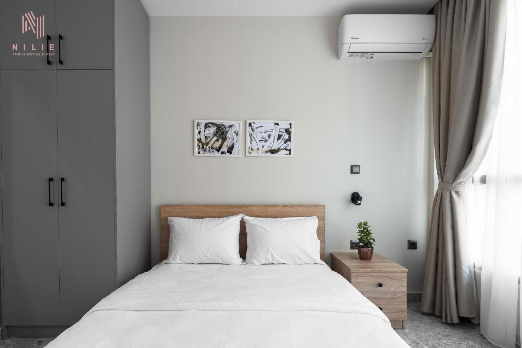 Avenue & Apartments, Nilie Hospitality Mgmt