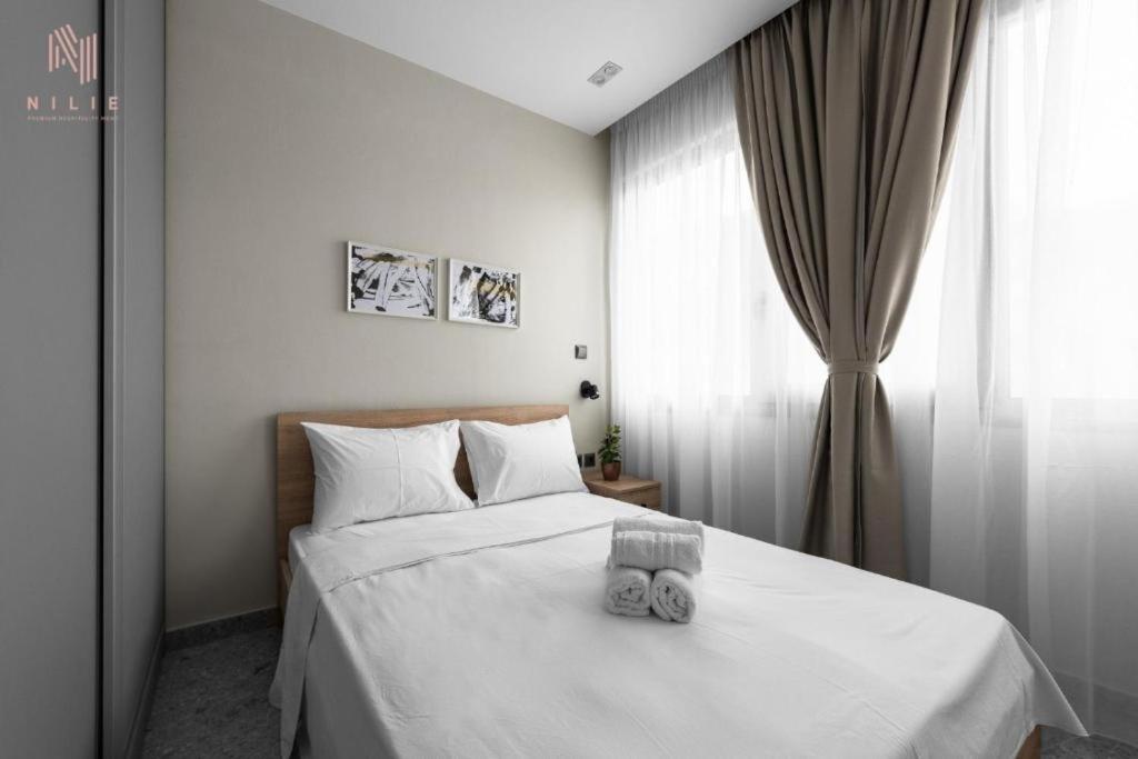 Apartment Avenue & Apartments, Nilie Hospitality Mgmt