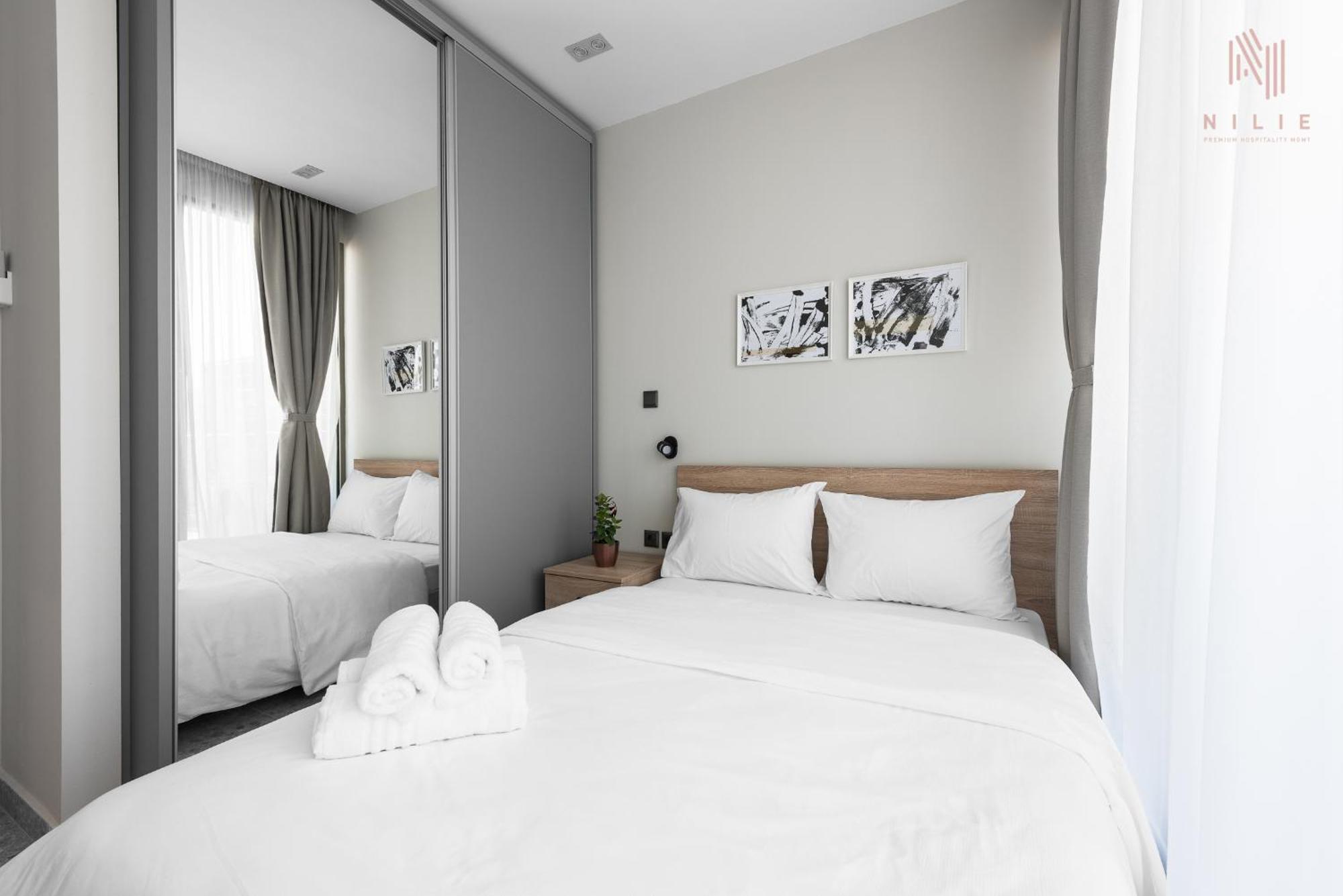 Apartment Avenue & Apartments, Nilie Hospitality Mgmt