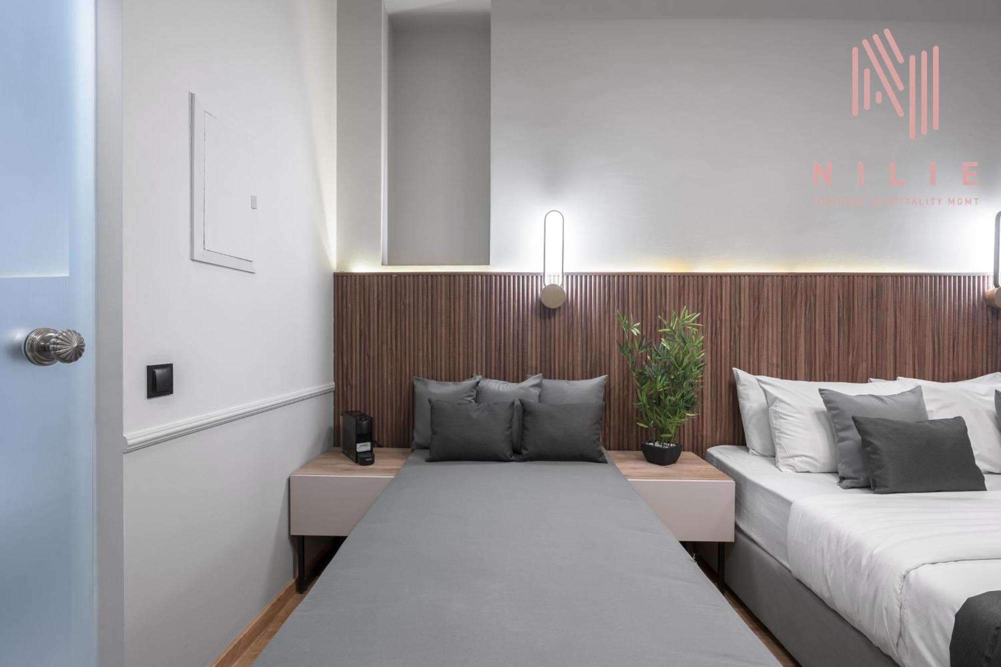 Ester Suites, Nilie Hospitality Mgmt Khách sạn hẻo lánh