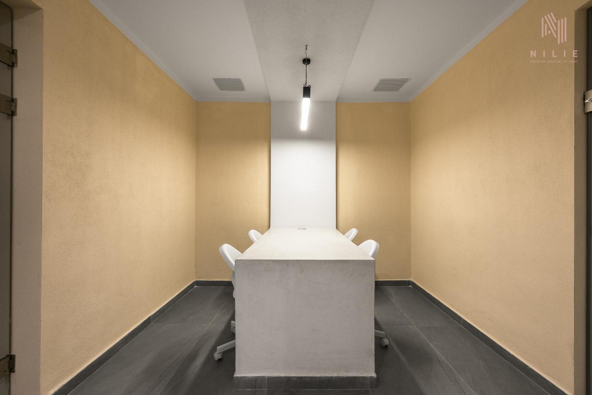 Skyhigh, Nilie Hospitality Mgmt Apartment