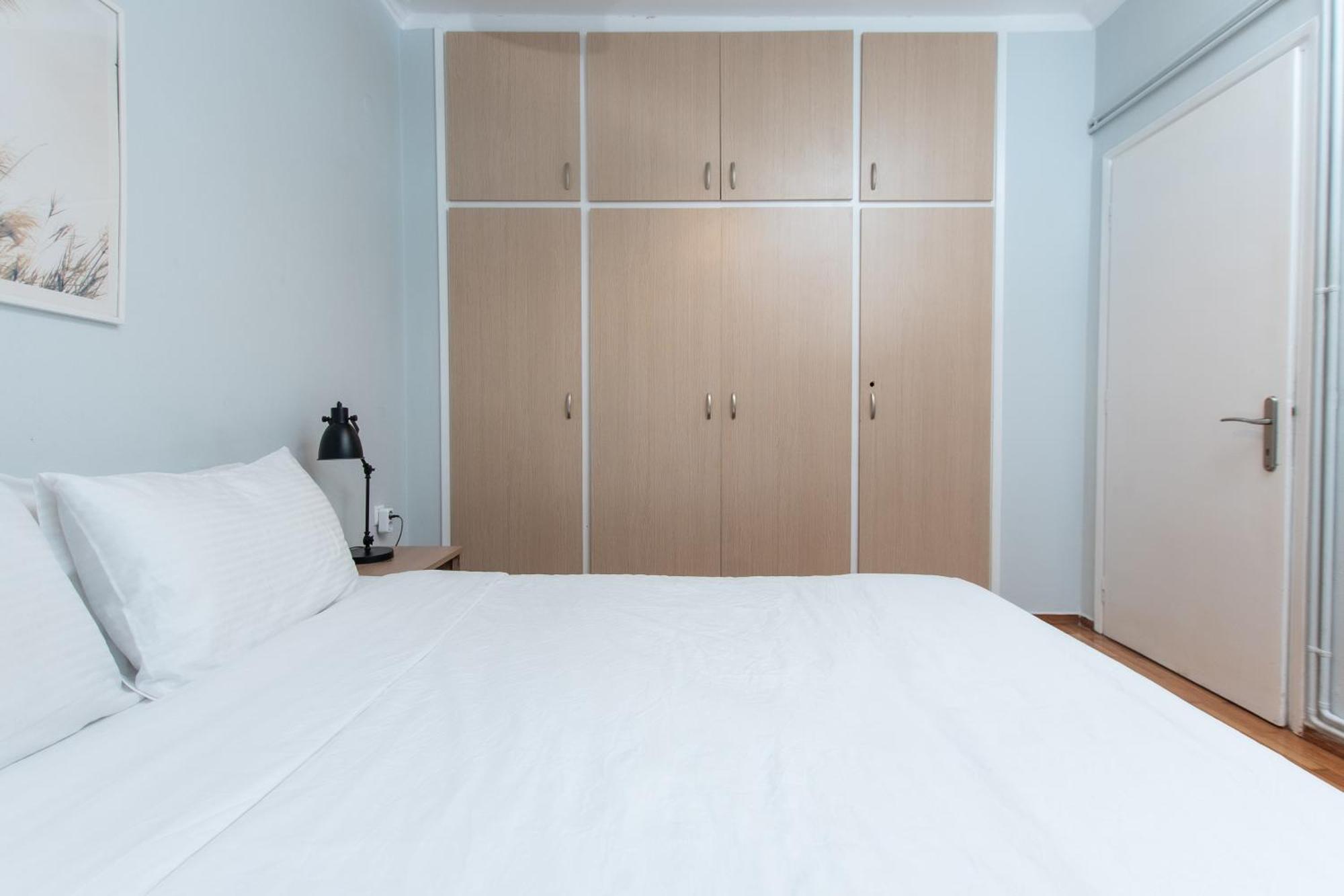 Houseloft White Tower Icon Apartment *