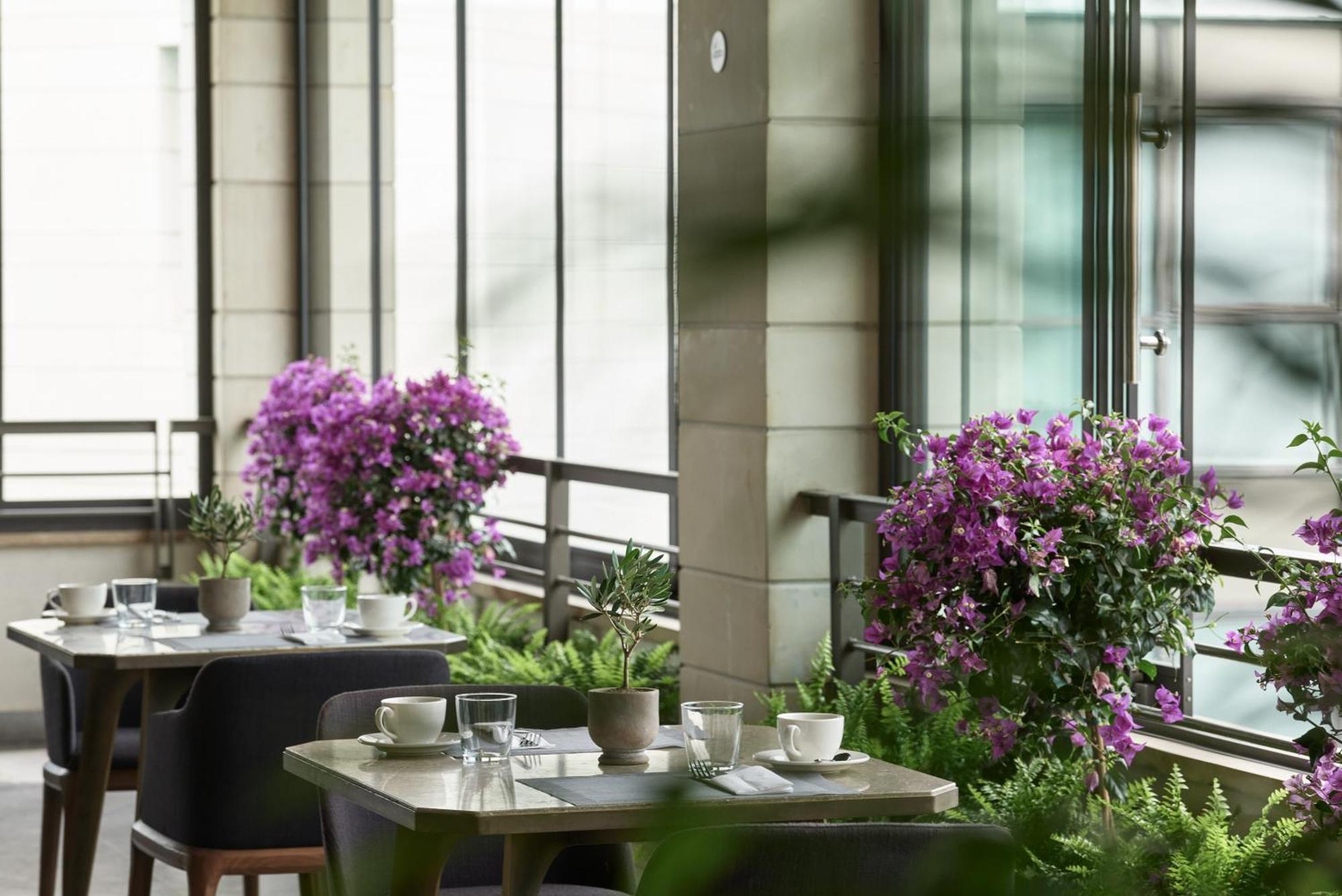 September Hotel 5*