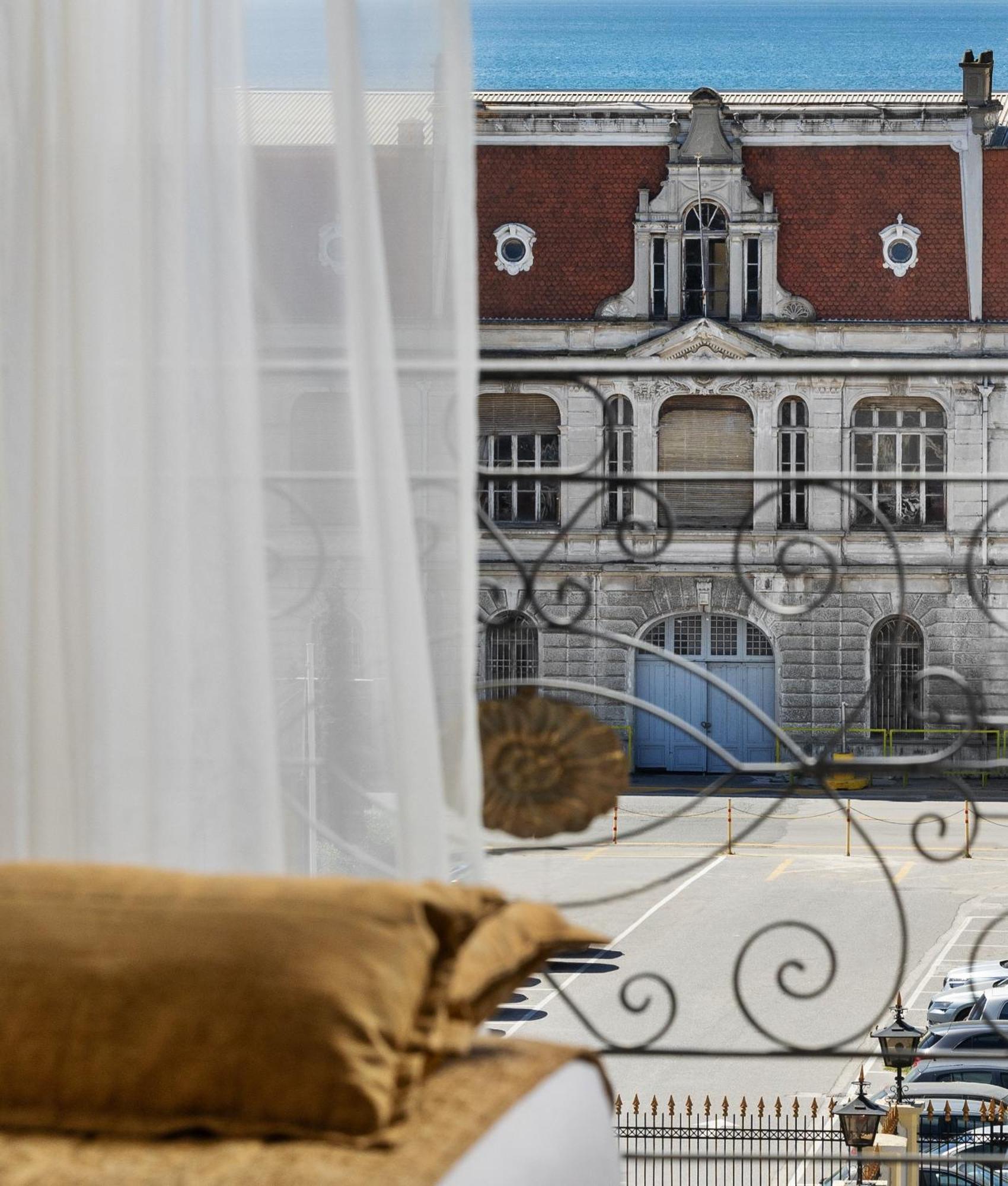 Mediterranean Palace Hotel