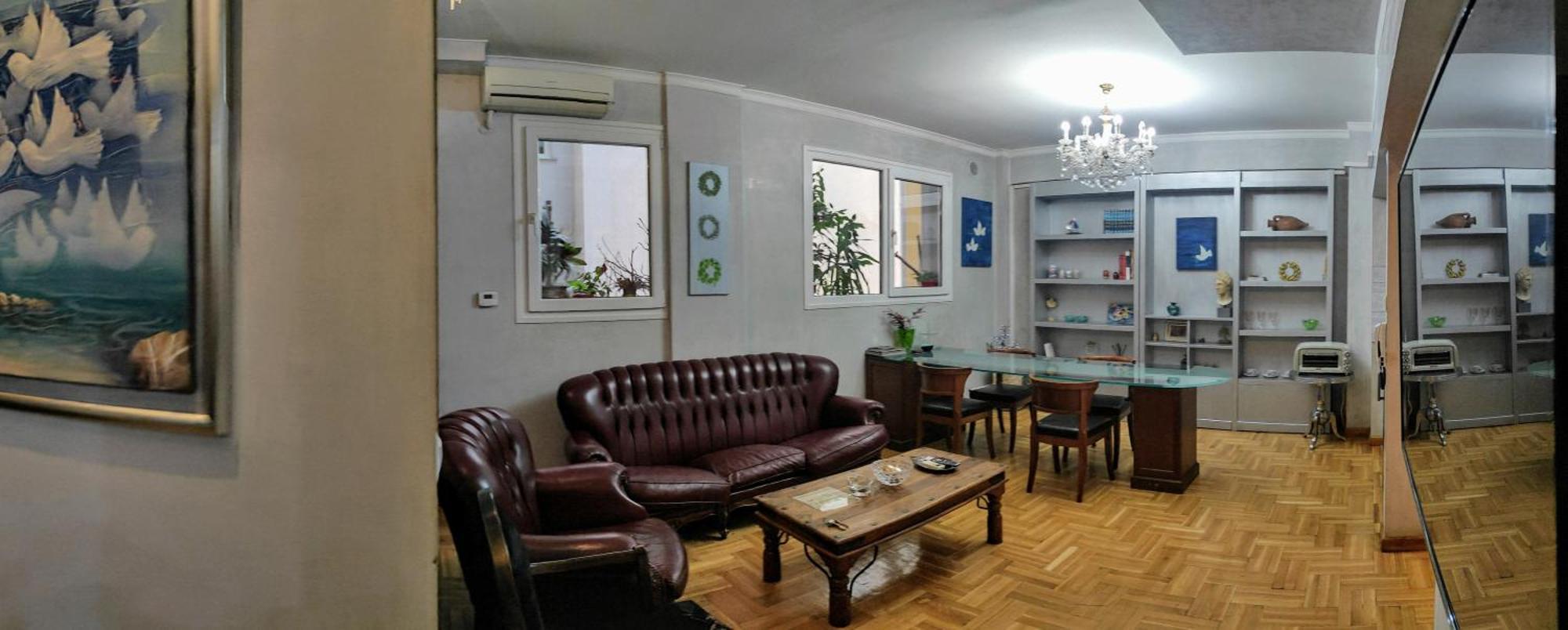 Elegant Luminous Downtown Apartment Thessaloniki