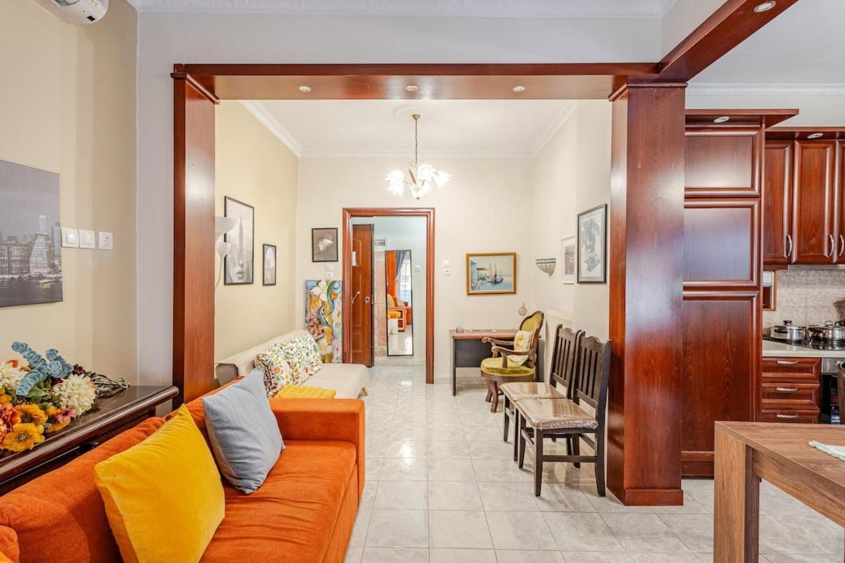 Fully Equipped And Family Friendly Skg Center Apartment