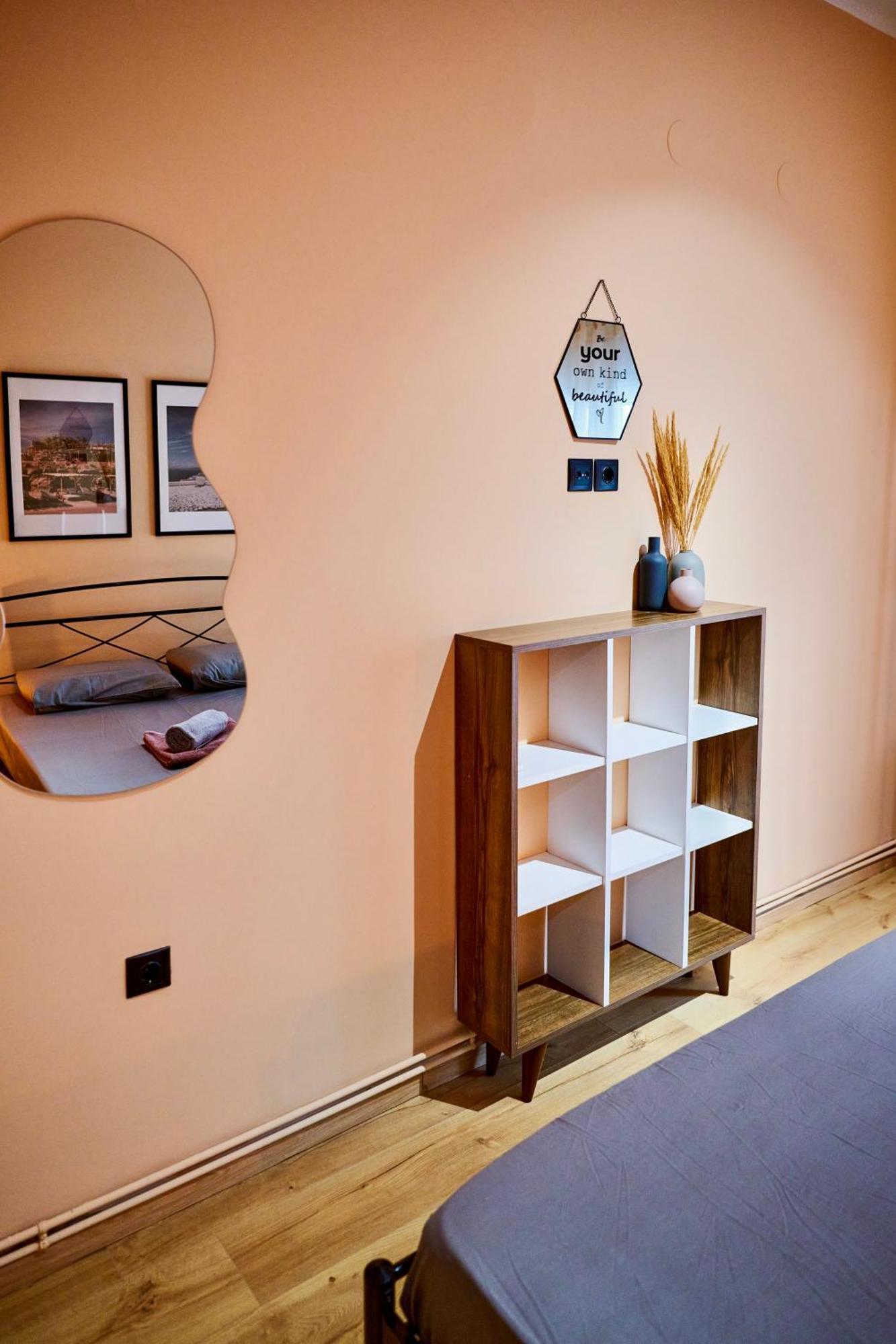 The Arch Apartment *