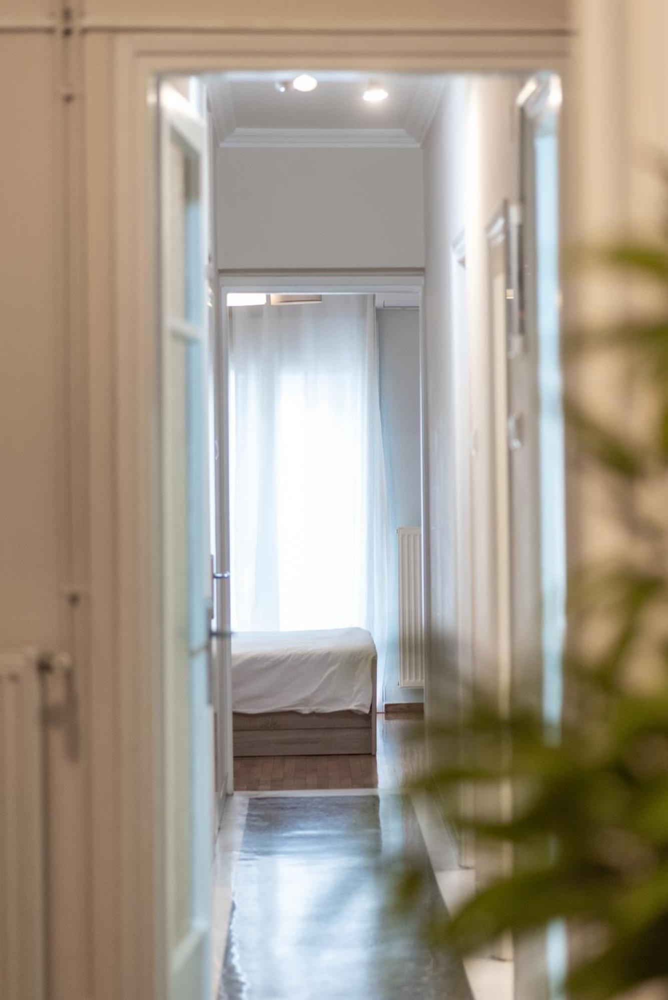 Houseloft White Tower Icon Apartment *