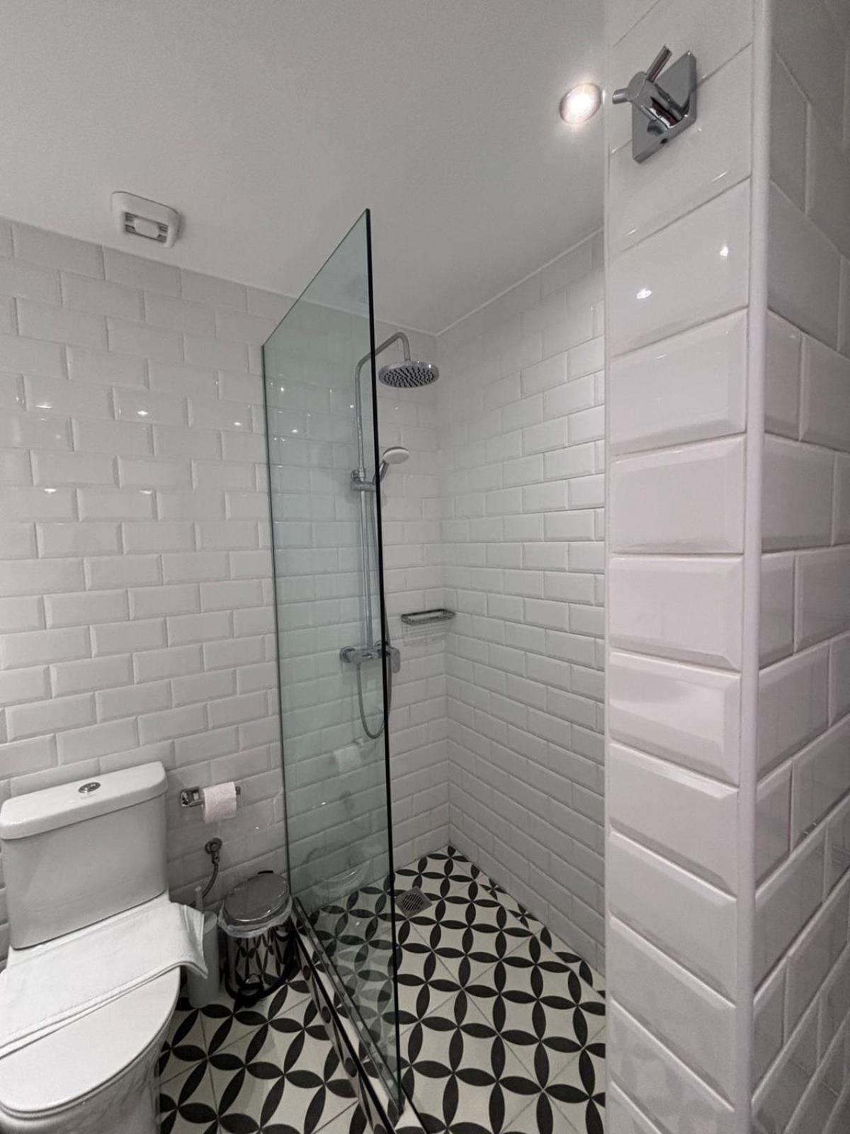 Nyma White Apartments, The Luxury