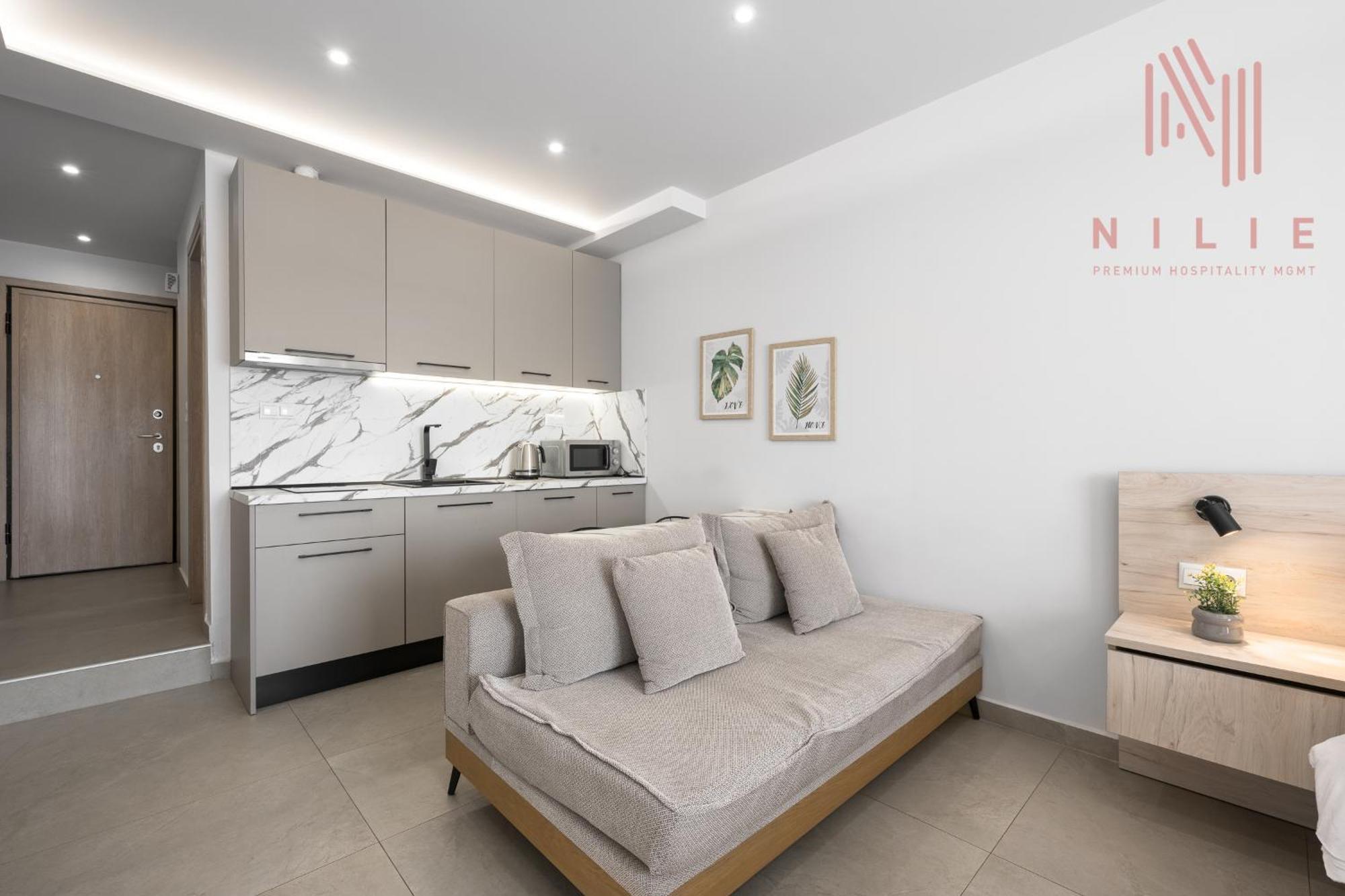 Pantheon, Nilie Hospitality Mgmt