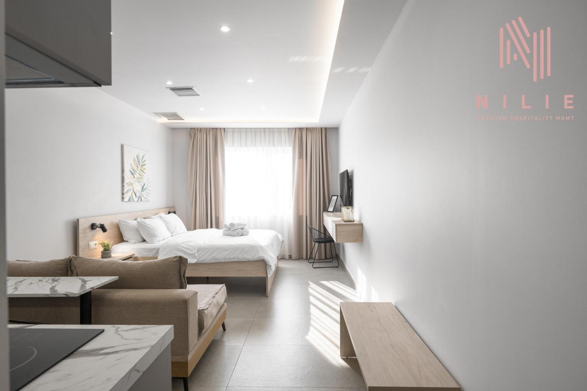 Pantheon, Nilie Hospitality Mgmt