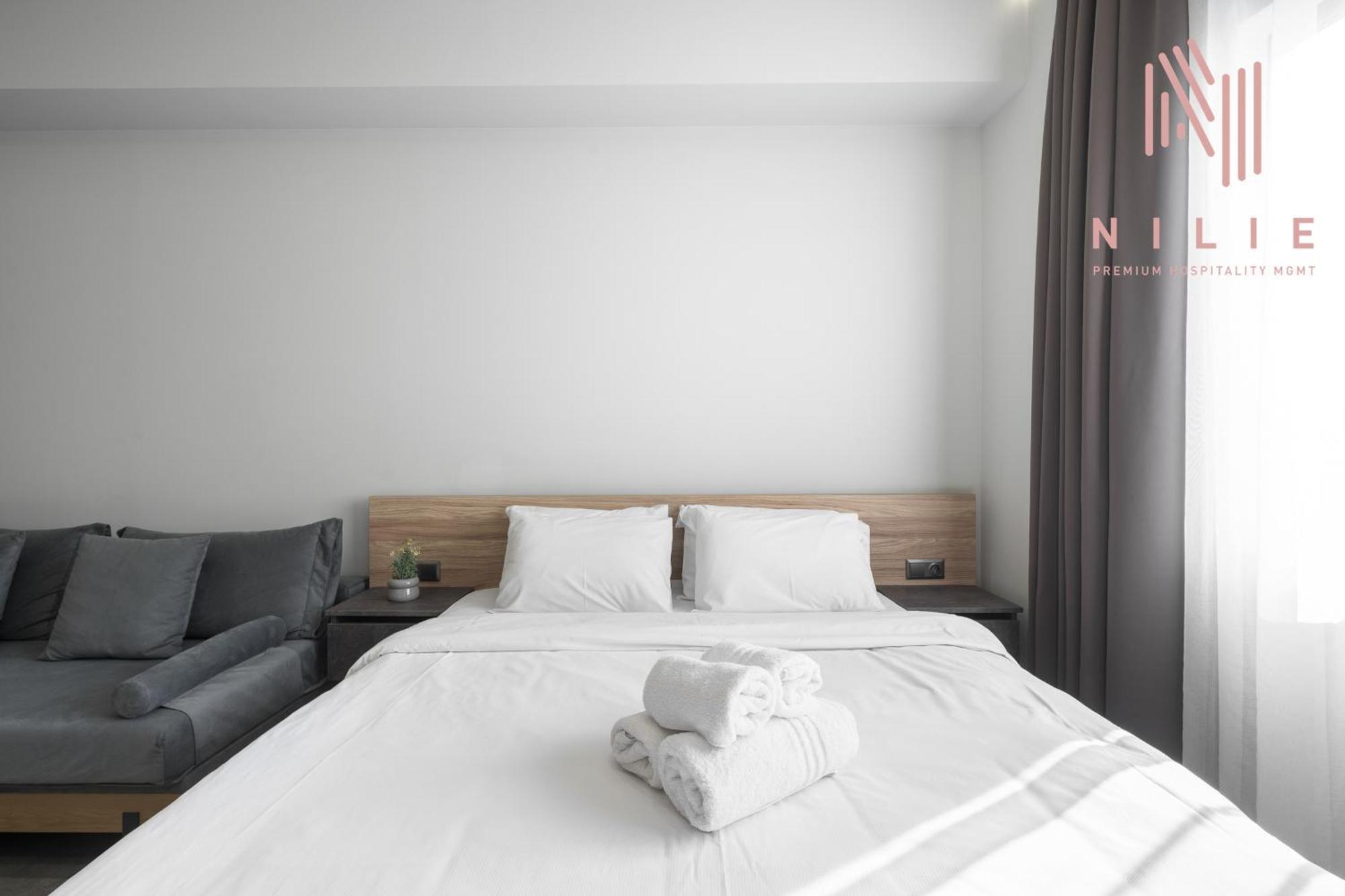 Pantheon, Nilie Hospitality Mgmt Apartment