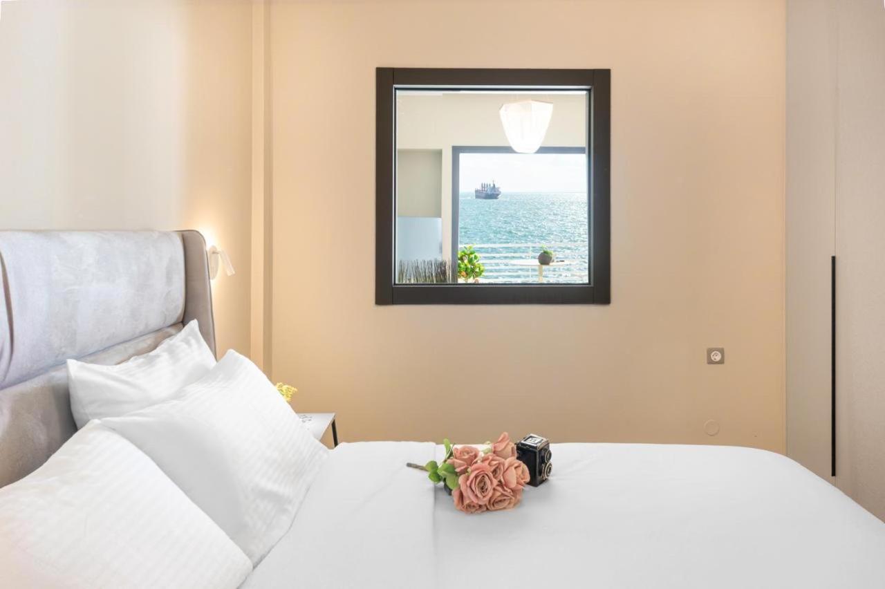 Iconic Salonica Seafront Daire