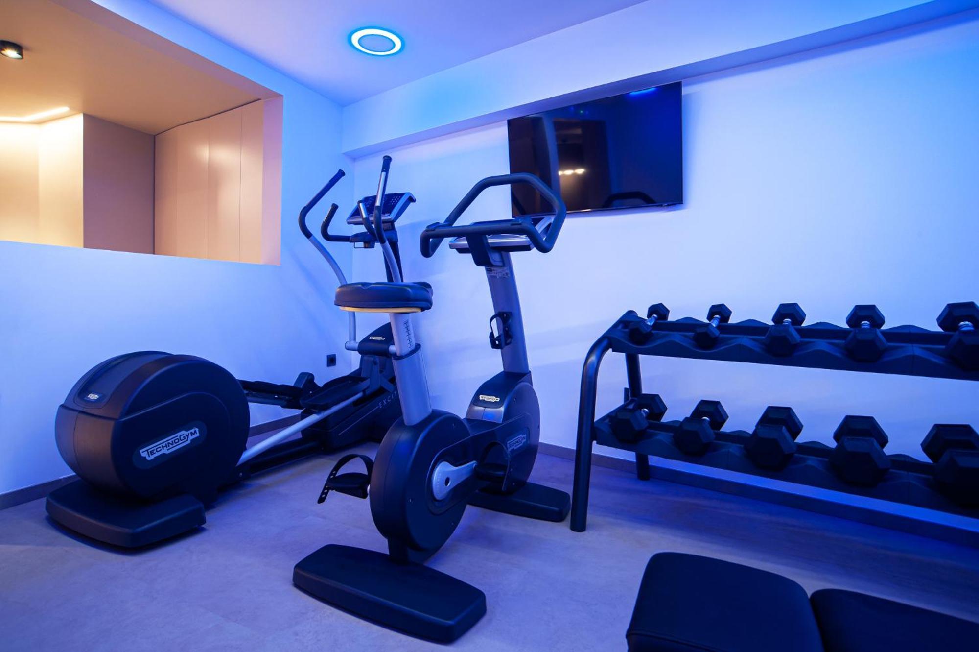 Sigma Aparthotel 4*