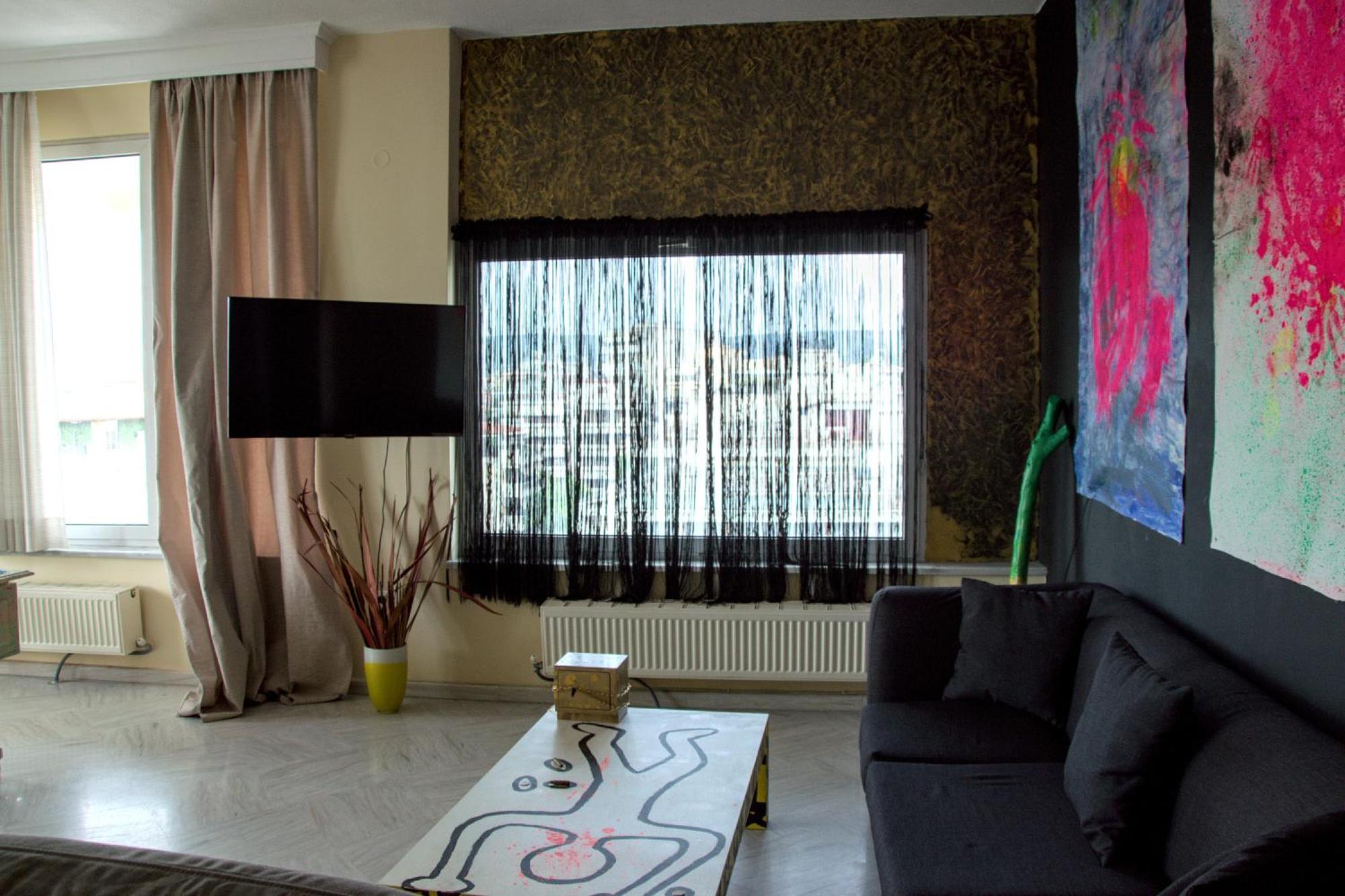 Bubbles & Art Experience Thessaloniki