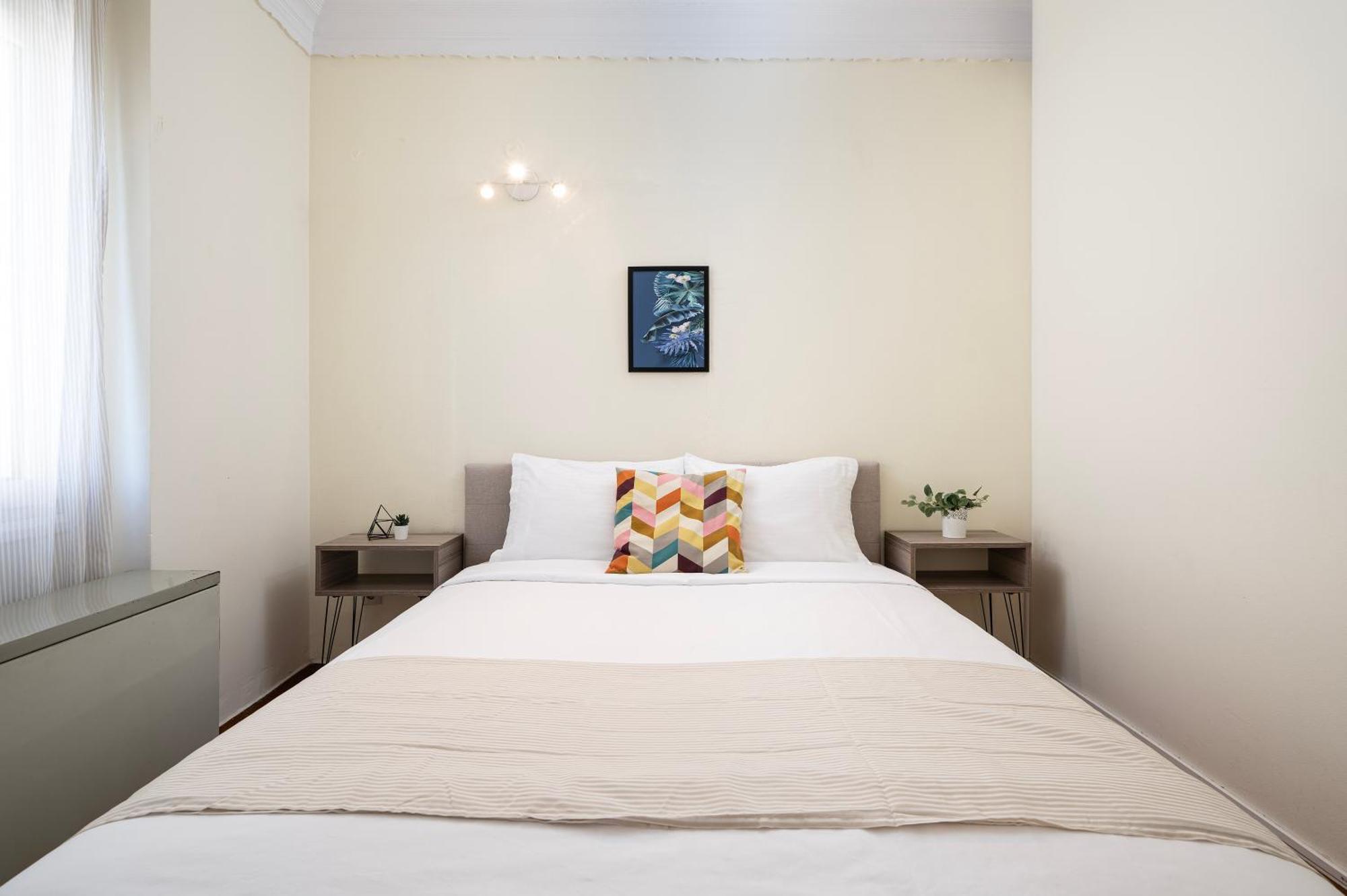 Houseloft Seaside Getaway Apartment