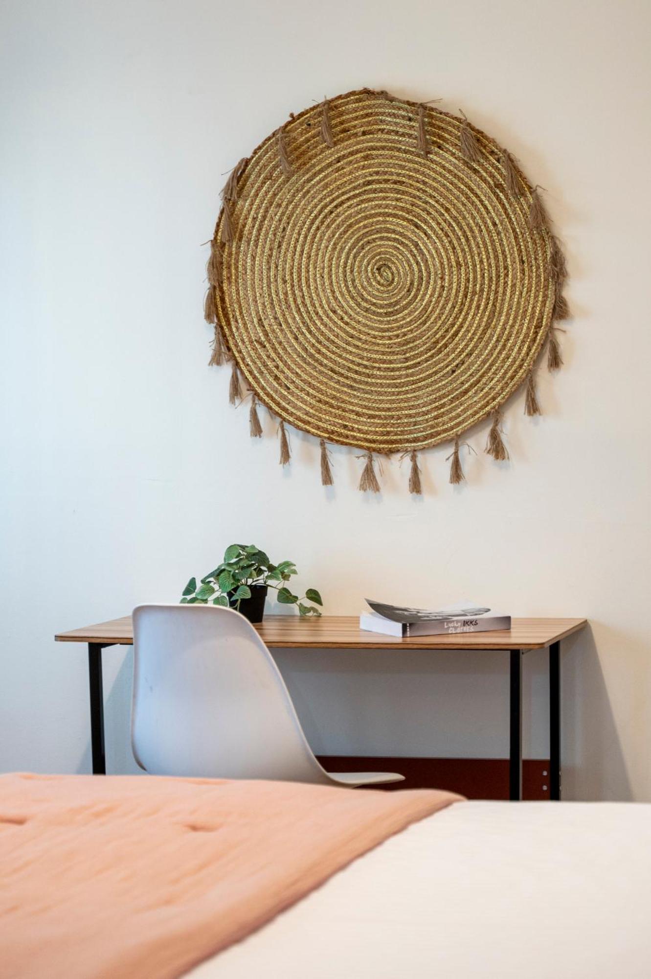 Houseloft Seaside Getaway Apartment