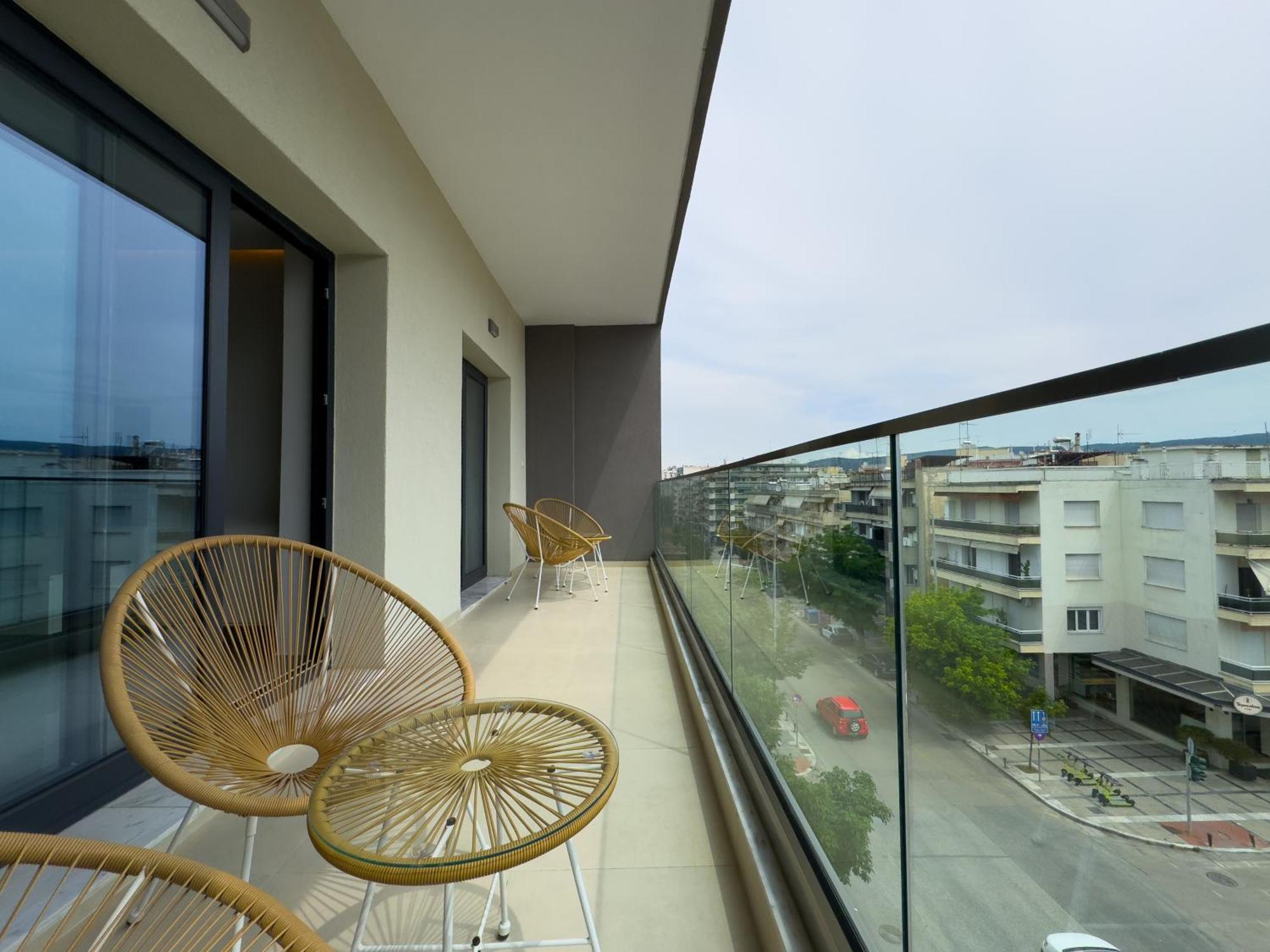 8 By Proliving Hospitality * Thessaloniki