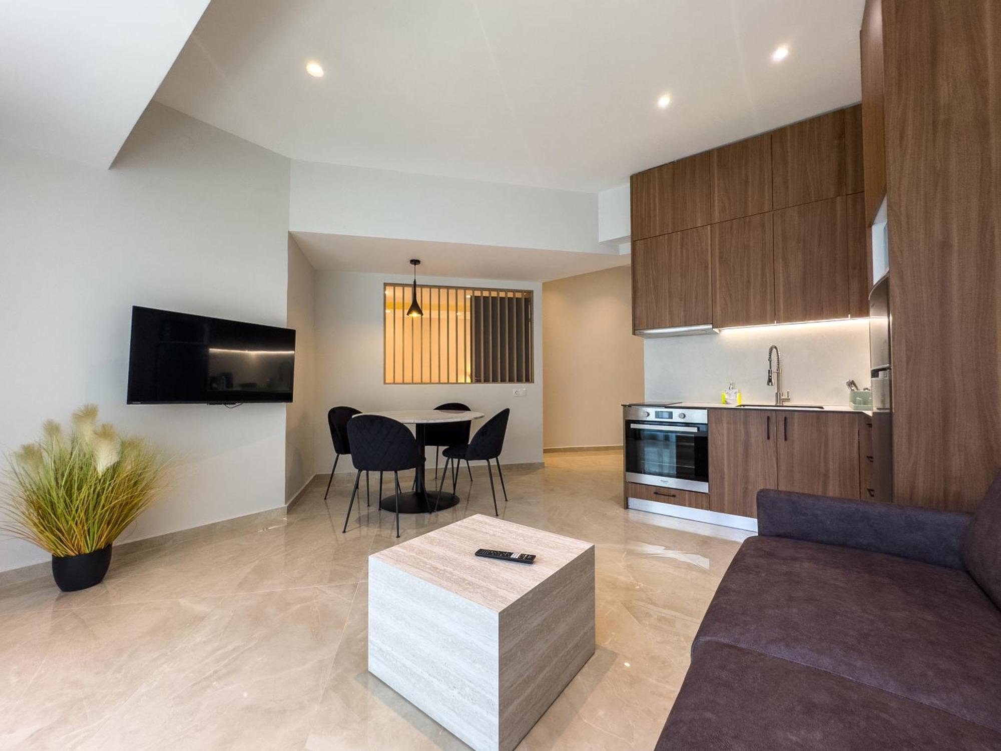 8 By Proliving Hospitality *