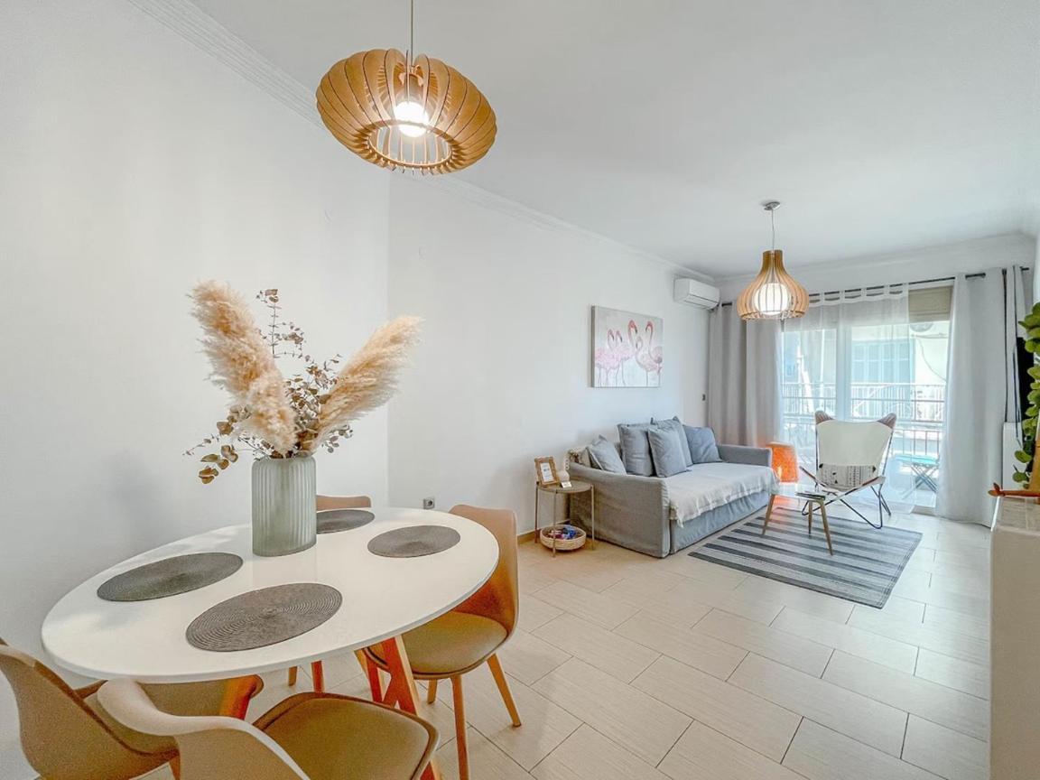 Traveler 85m2 Private Parking Next To Center Daire