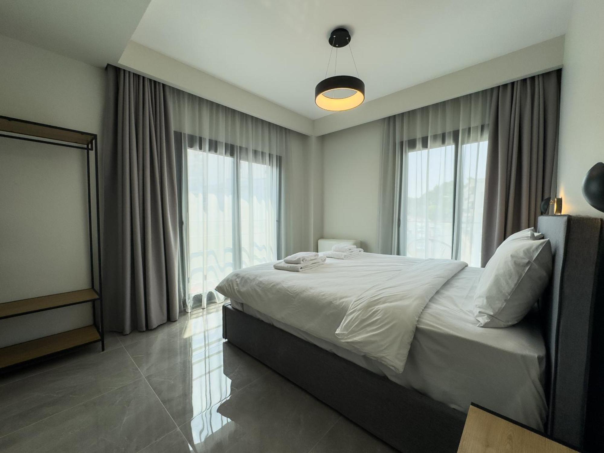Apartment 8 By Proliving Hospitality
