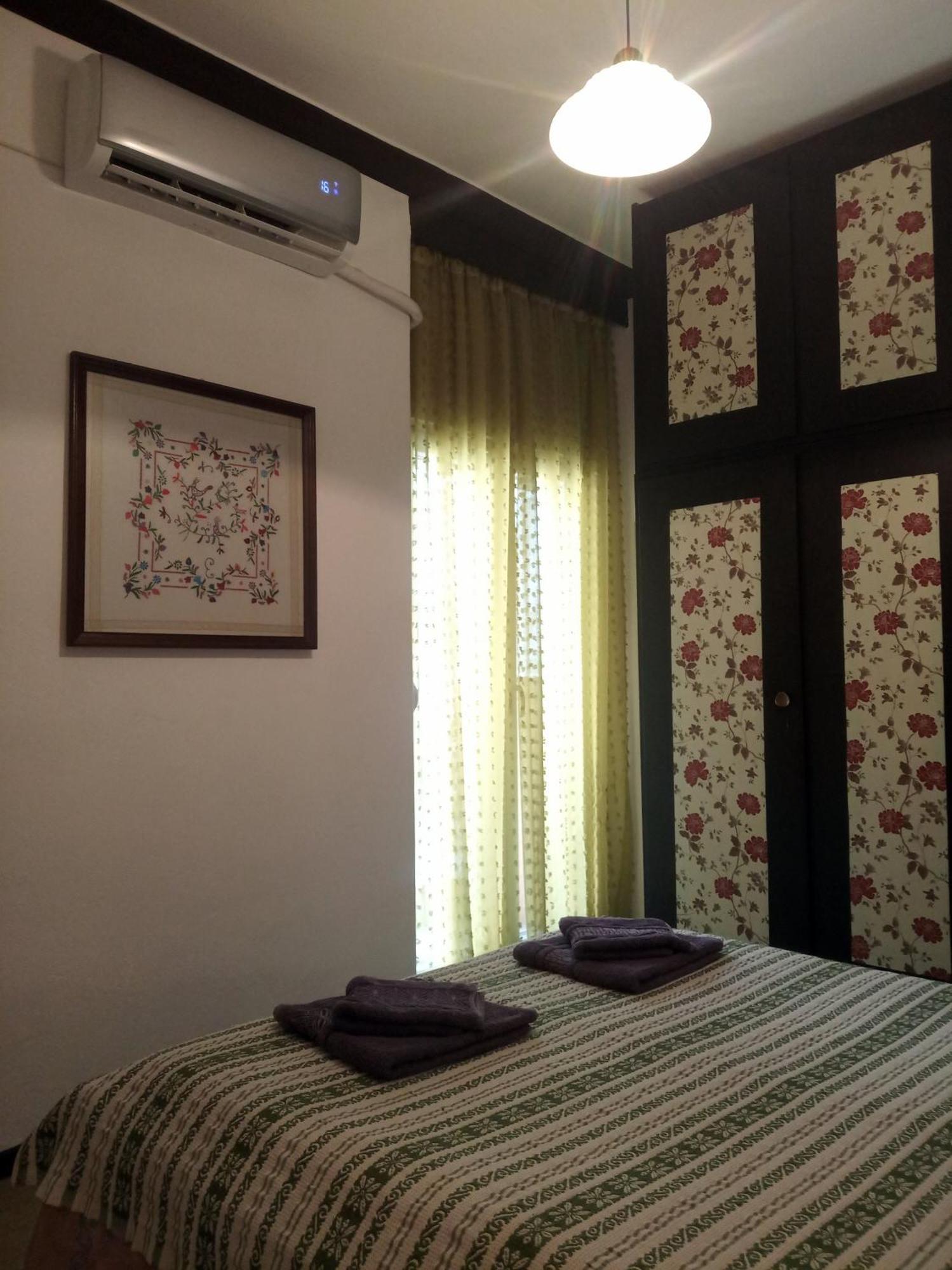 Cosy Penthouse -up To 6 Guests- In The Centre! Thessaloniki